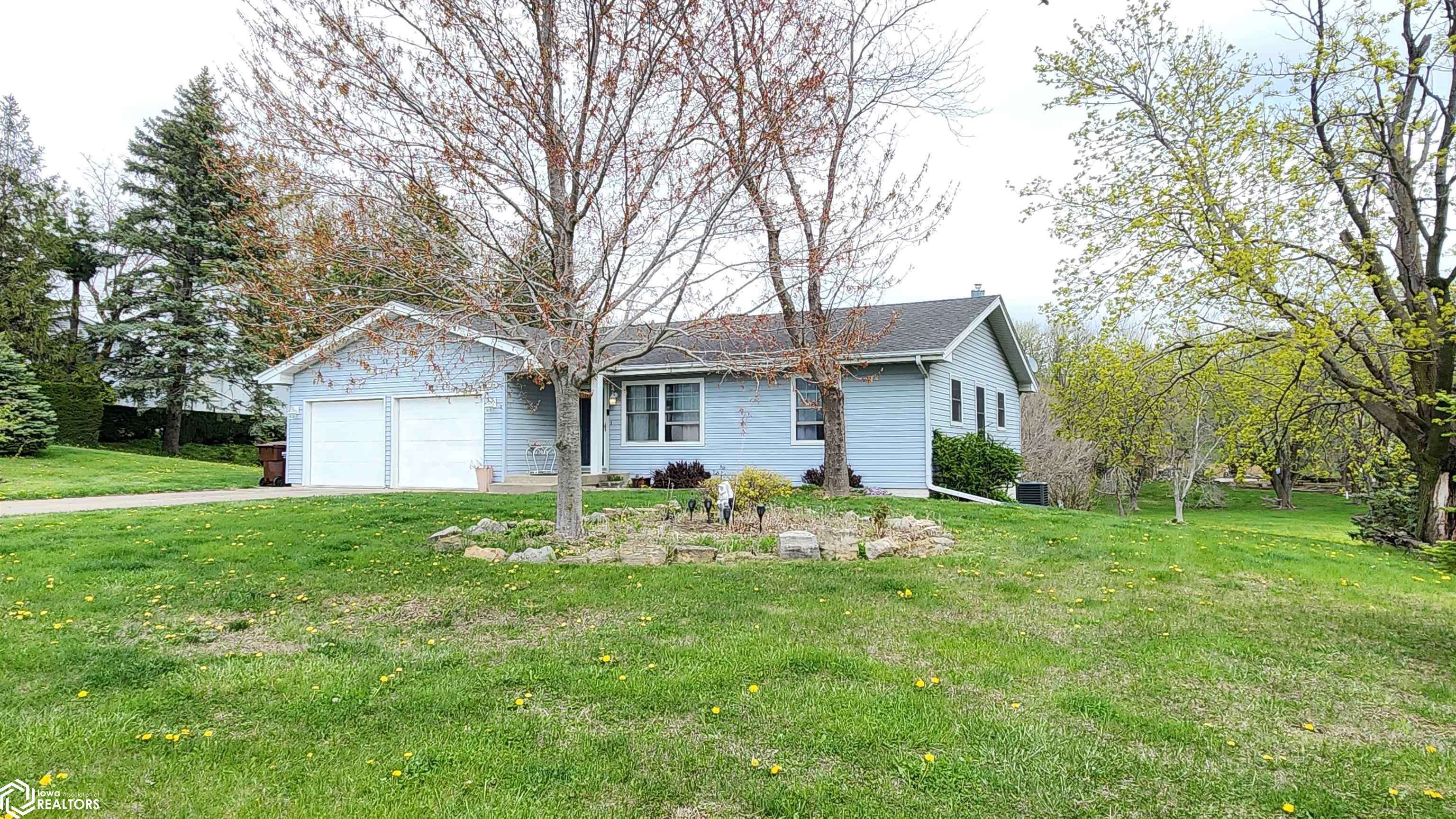 Marshalltown, IA 50158,2134 Marsh Ave