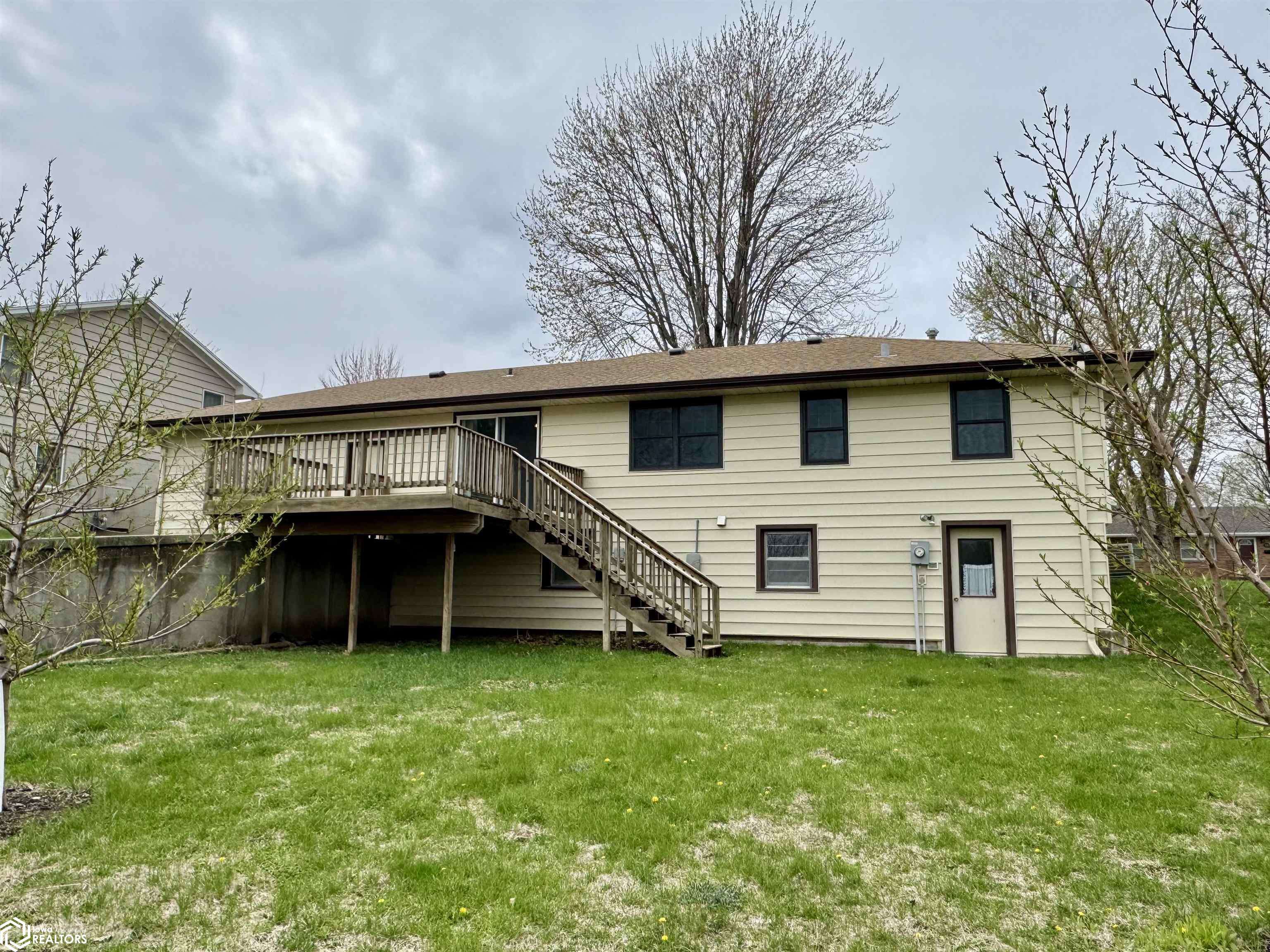 Carroll, IA 51401,1844 Benjamin St