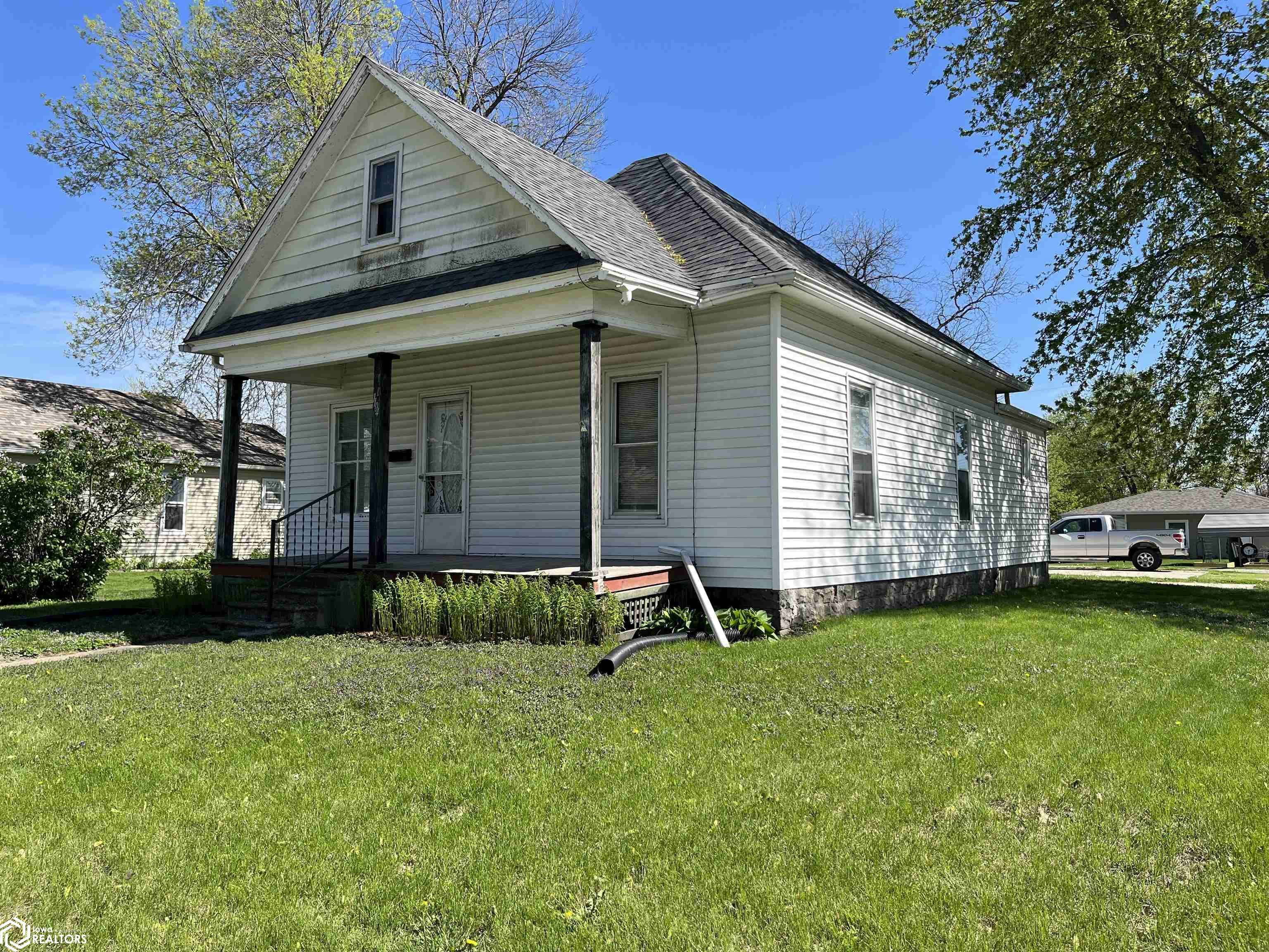 Albia, IA 52531,1104 2nd Ave E