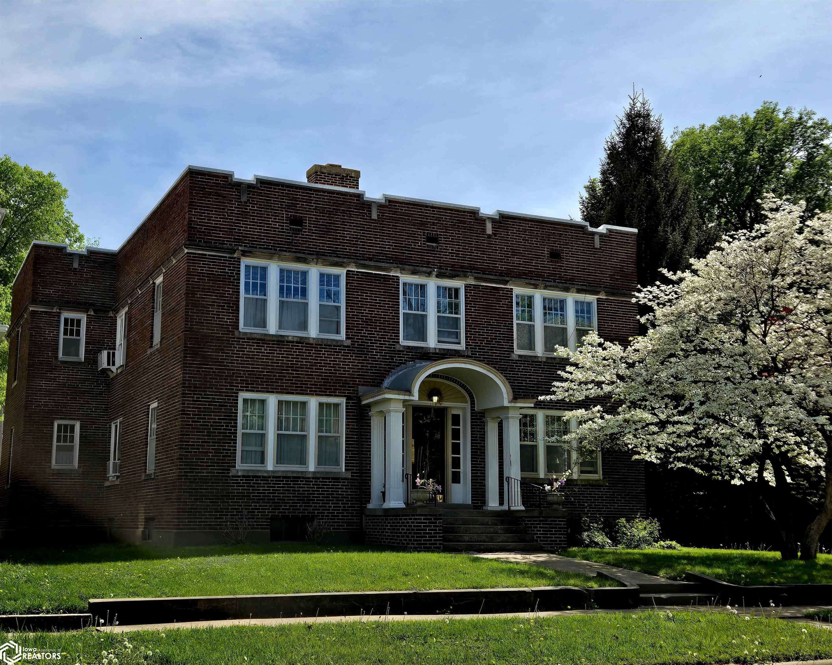 Fort Madison, IA 52627,718 Avenue E