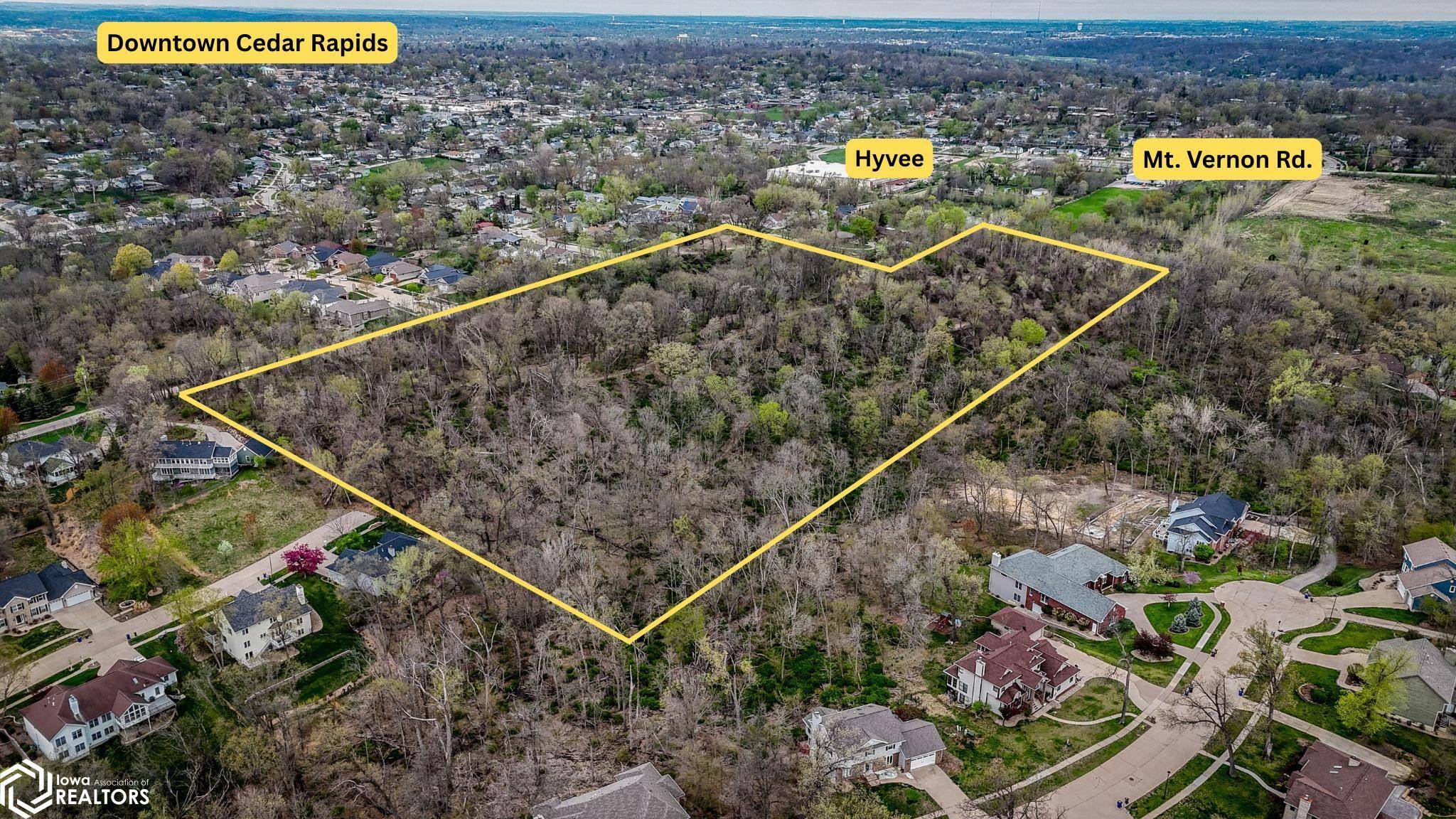 Cedar Rapids, IA 52403,1310 42nd St SE