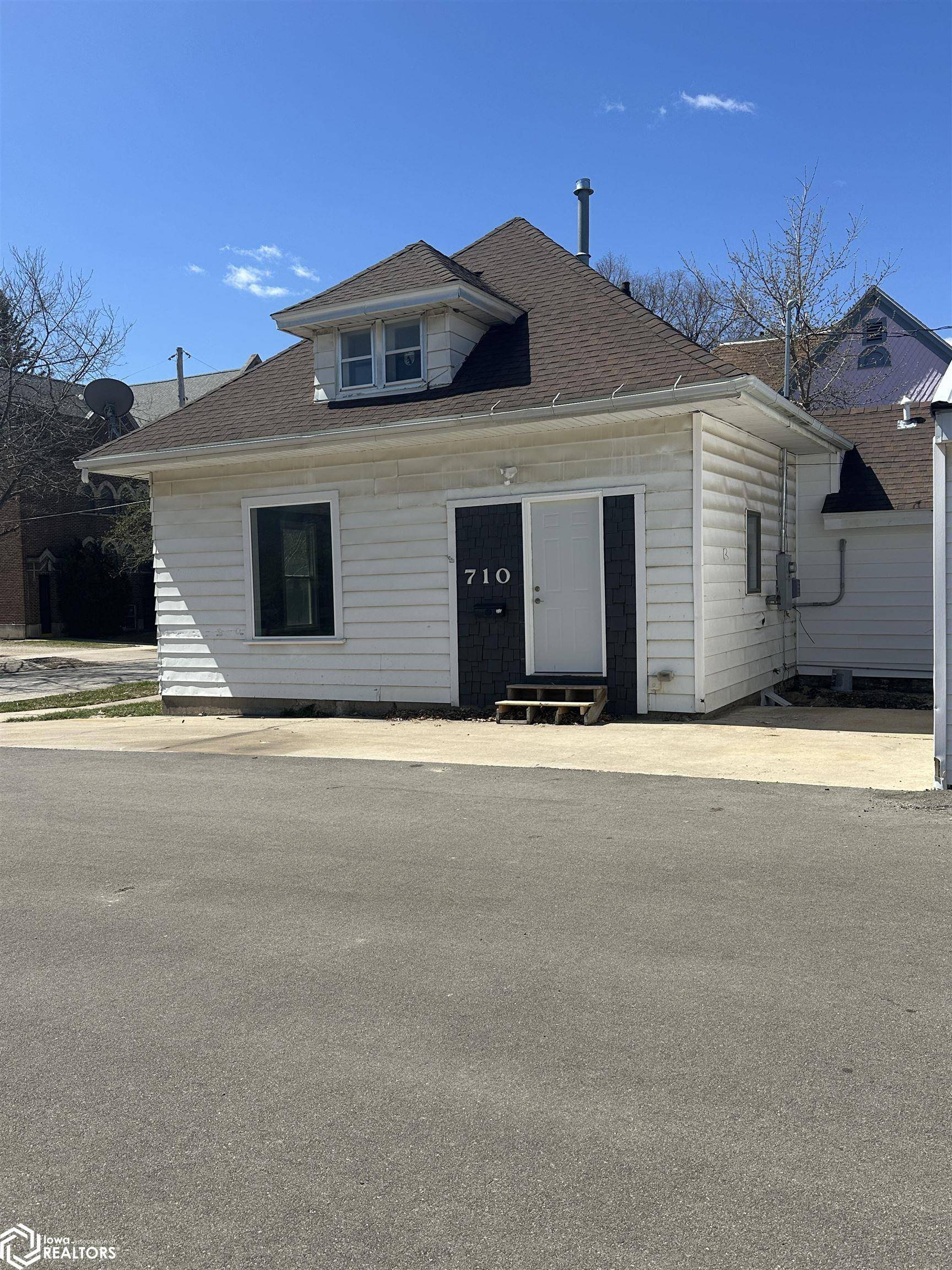 Iowa Falls, IA 50126,710 Iowa St