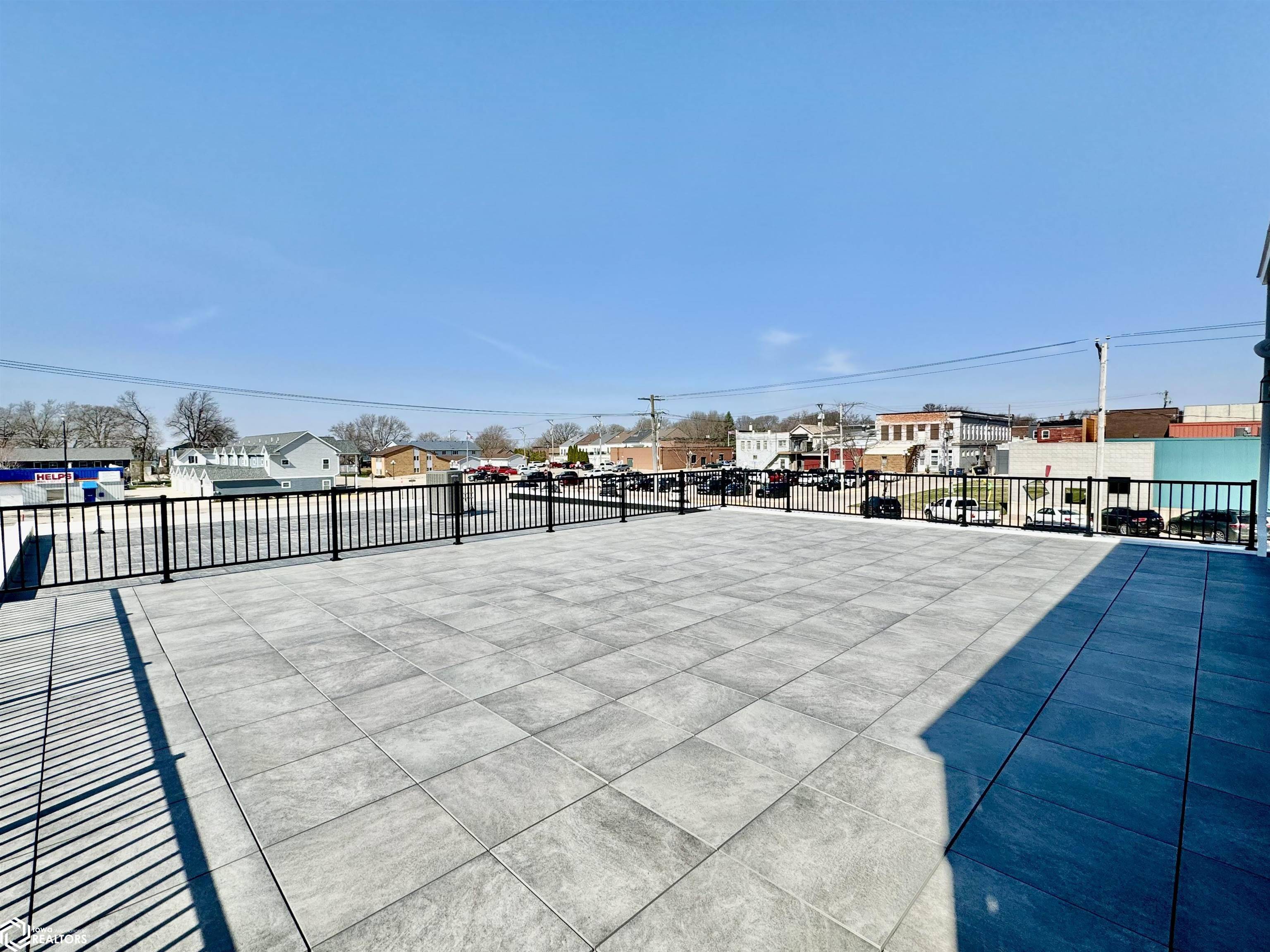 Clear Lake, IA 50428,105 S 4th St