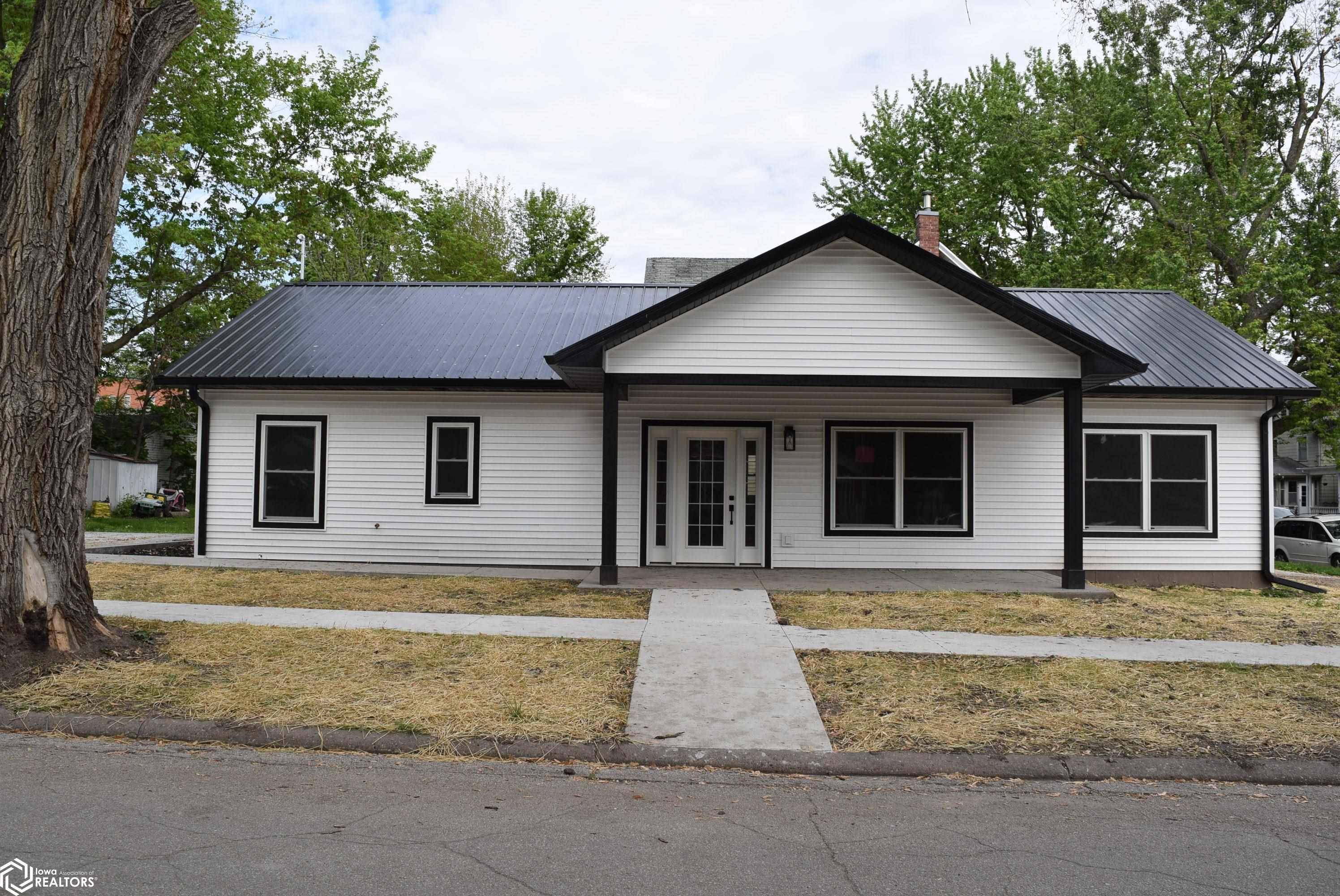 Fort Madison, IA 52627,522 11th Street