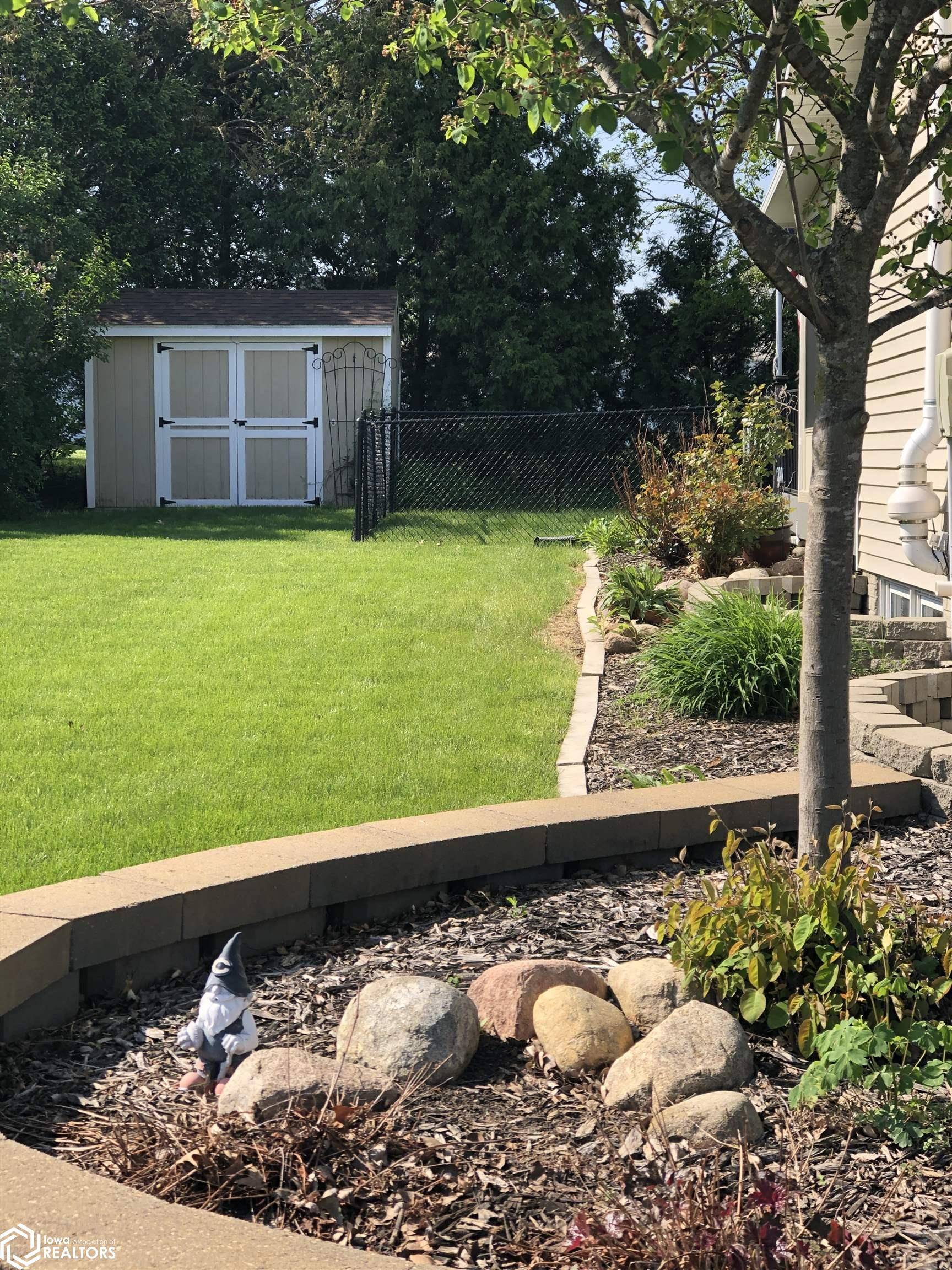Oskaloosa, IA 52577,1604 Clay Ct