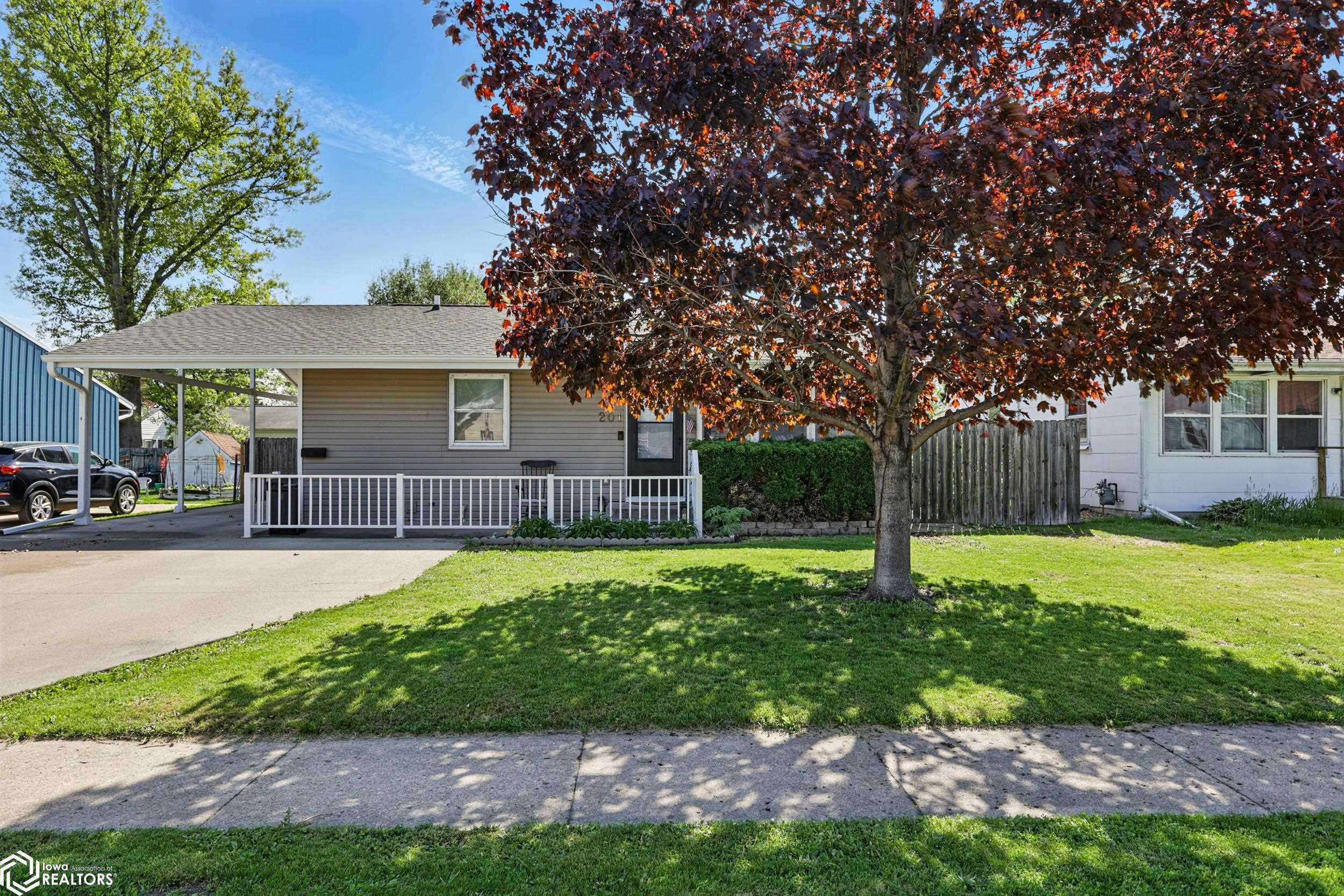 Marshalltown, IA 50158,201 N 12th Ave