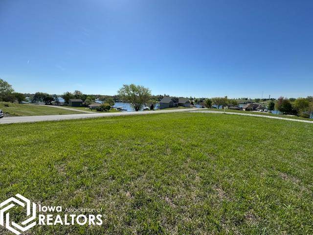 Ellston, IA 50074,764 Lakeview Dr