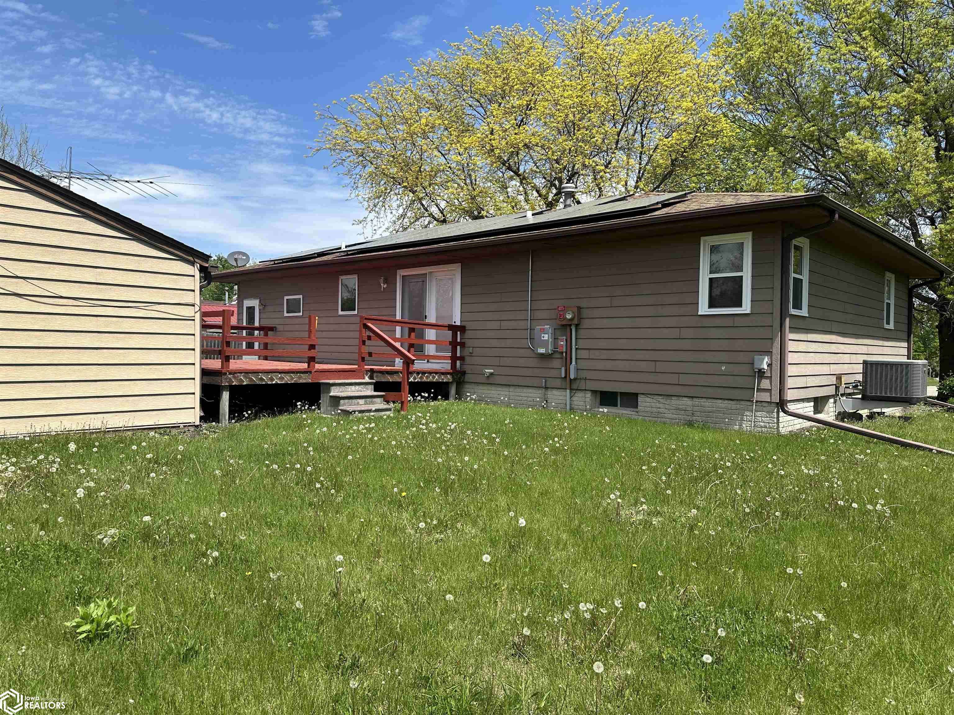 Chariton, IA 50049,431 S 7th St