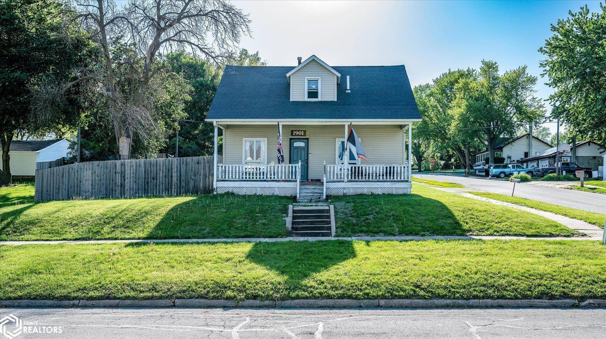 Harlan, IA 51537,1901 6th St
