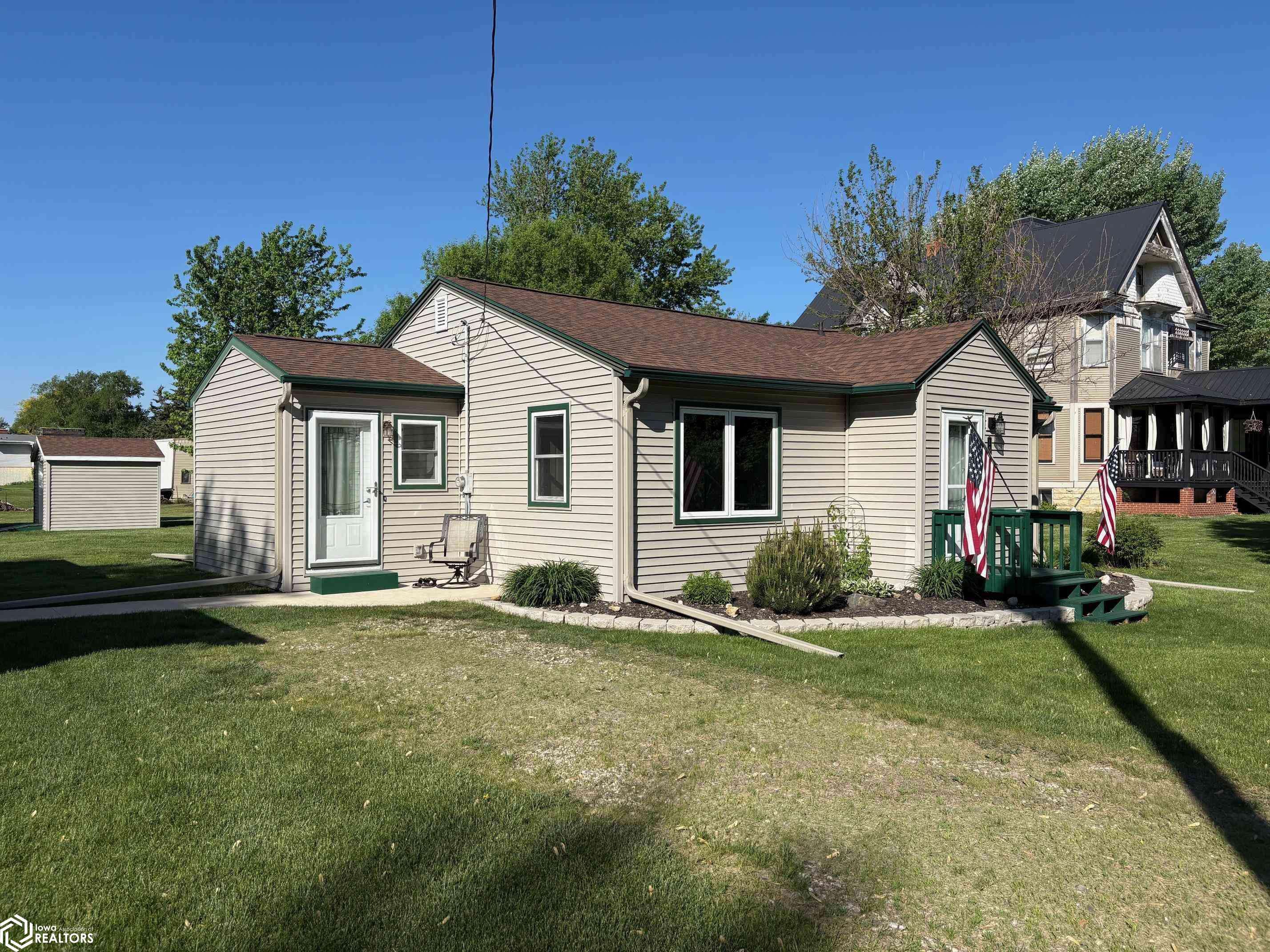 Alden, IA 50006,1007 Alden St