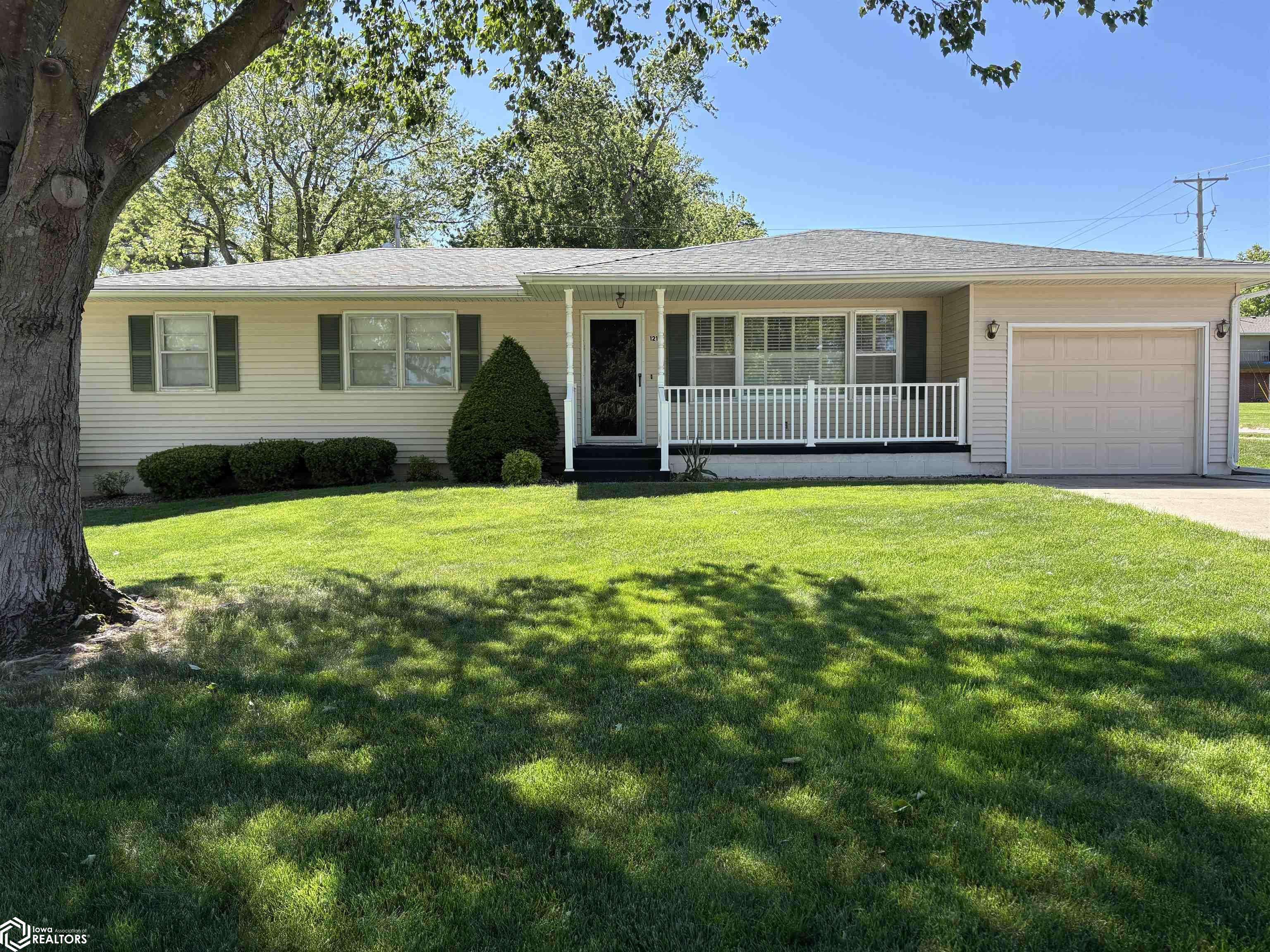 Red Oak, IA 51566,1213 Circle Dr