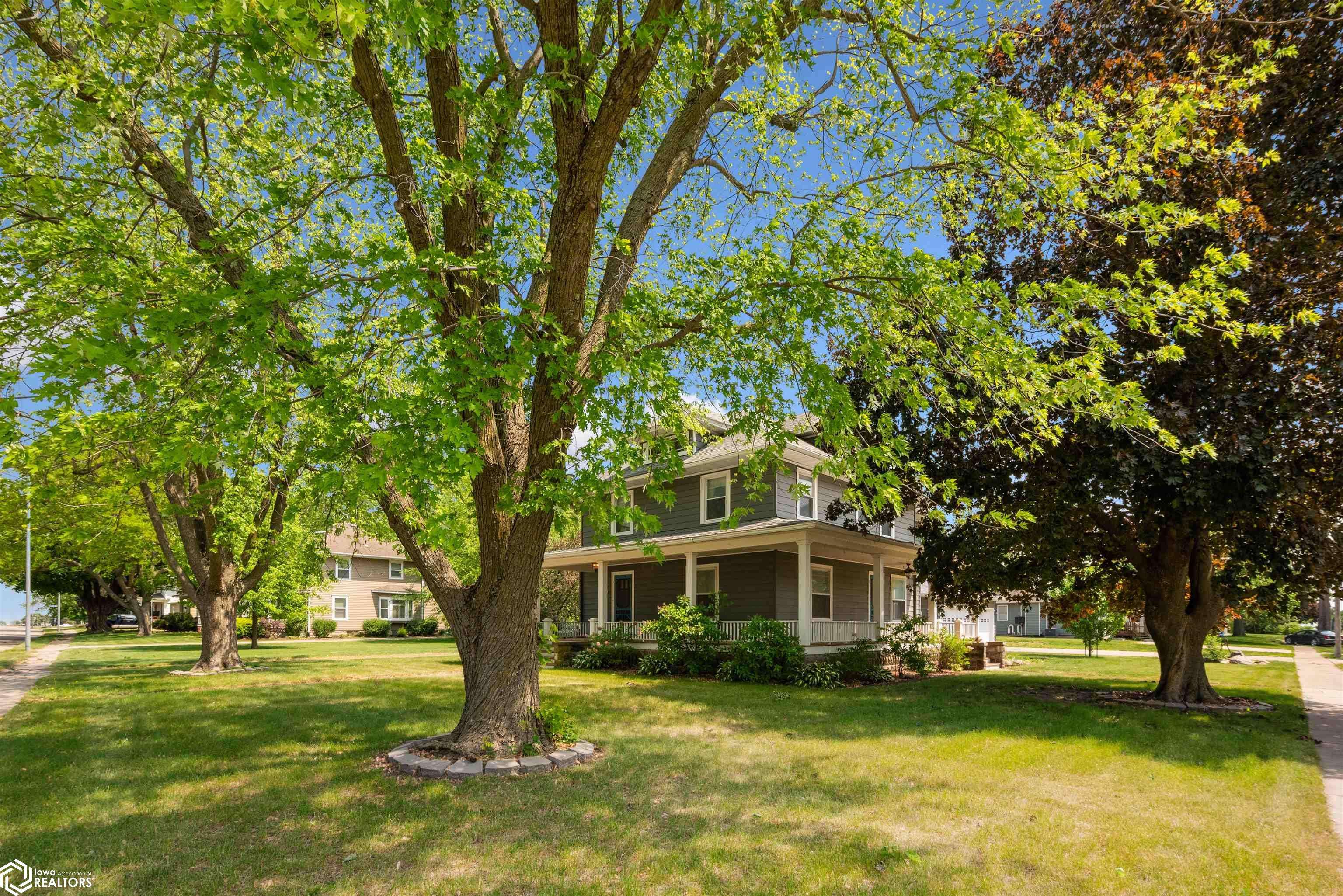 Montezuma, IA 50171,800 E Main St