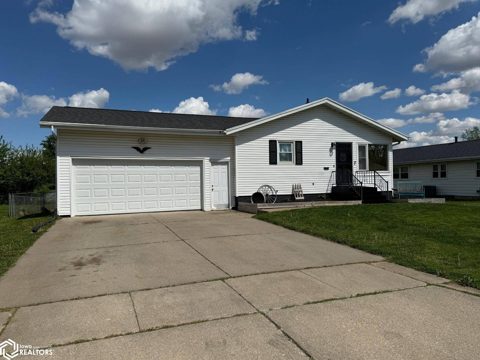 Marshalltown, IA 50158,2016 Wardview Rd