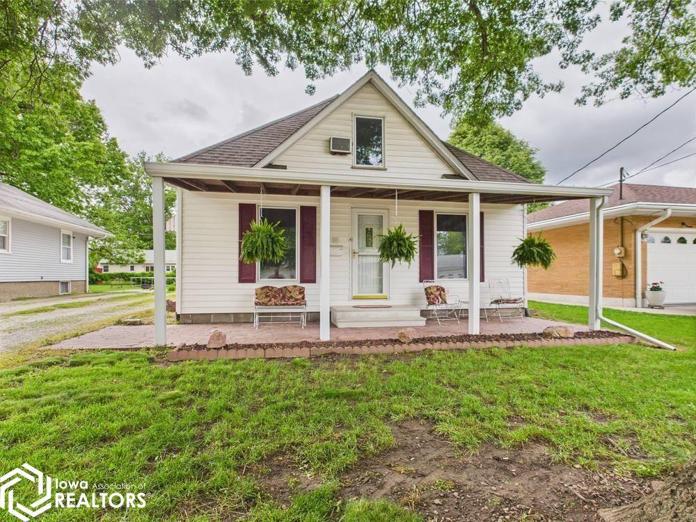Ottumwa, IA 52501,325 Hackworth St