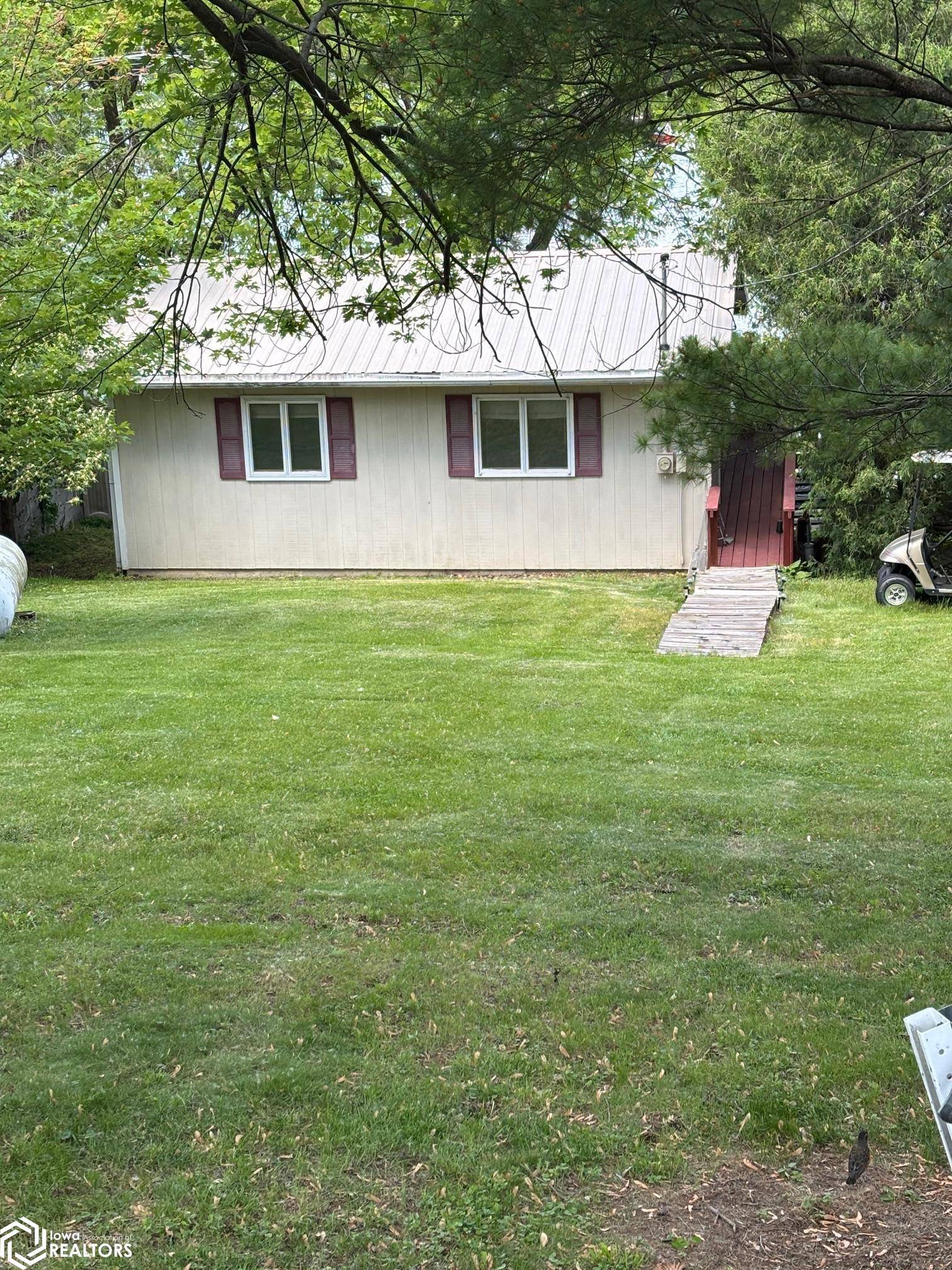 Brooklyn, IA 52211,1035 Lakeshore Dr