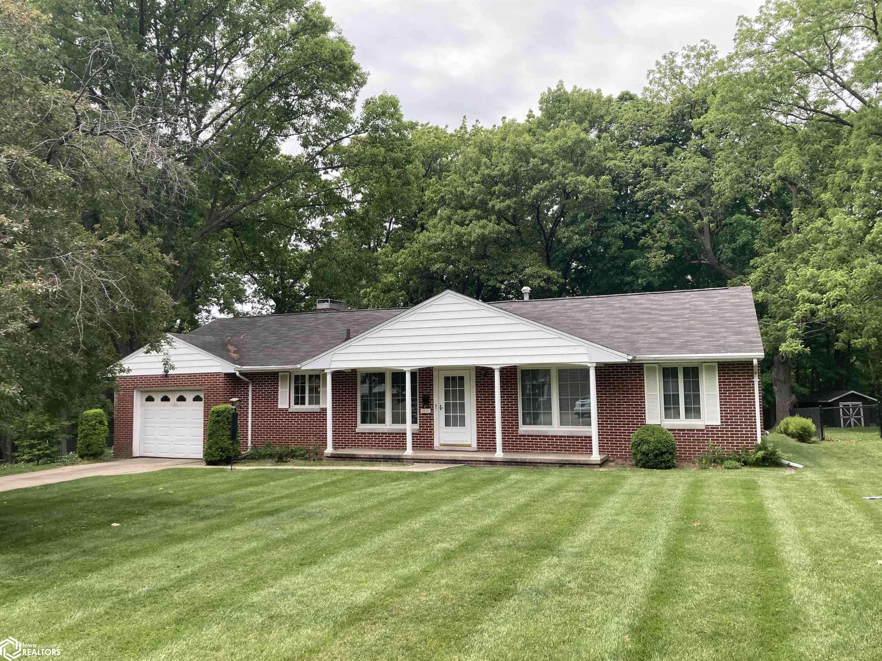 Burlington, IA 52601,2601 S 3rd St
