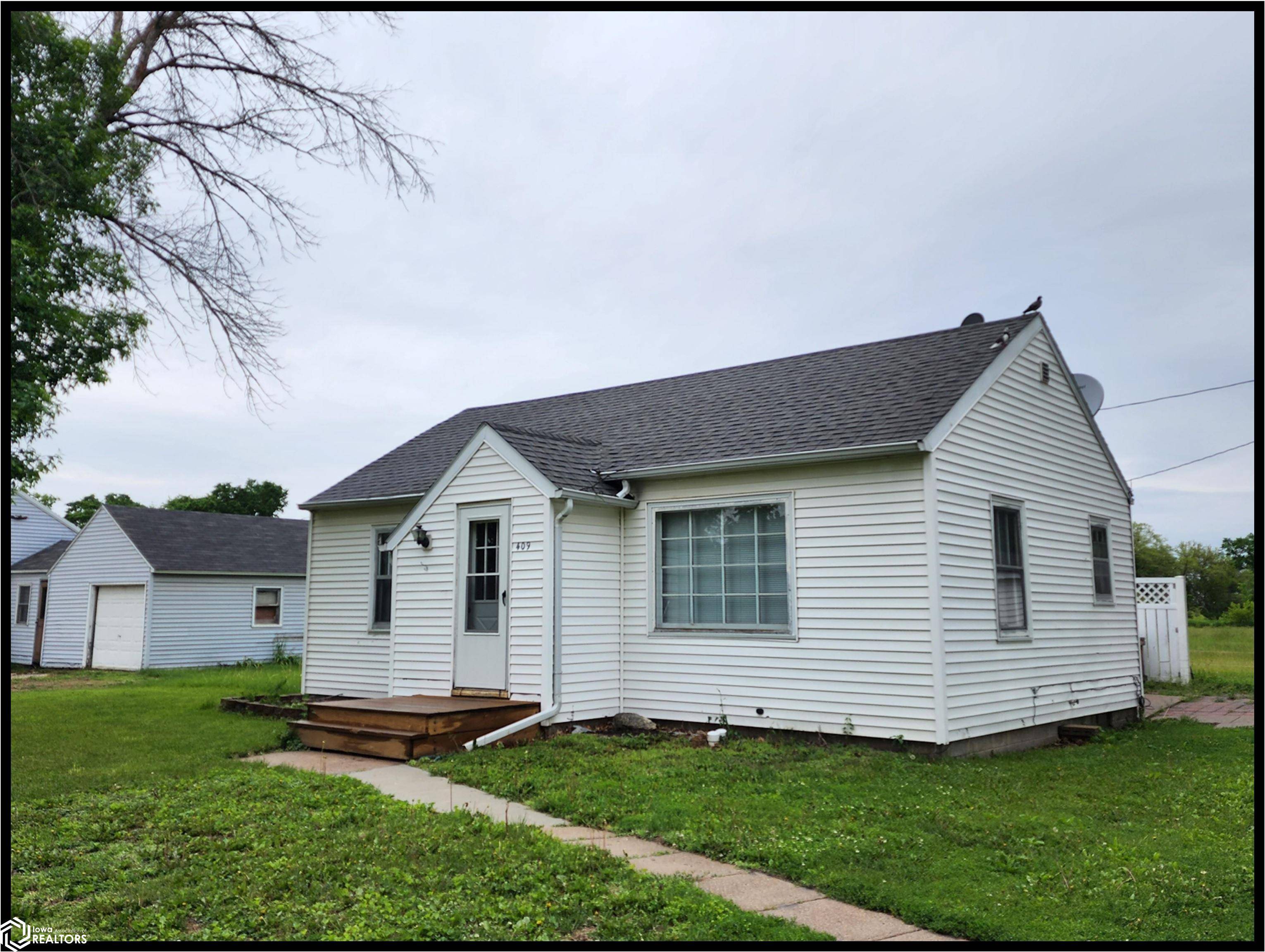 Griswold, IA 51535,409 Whitney St