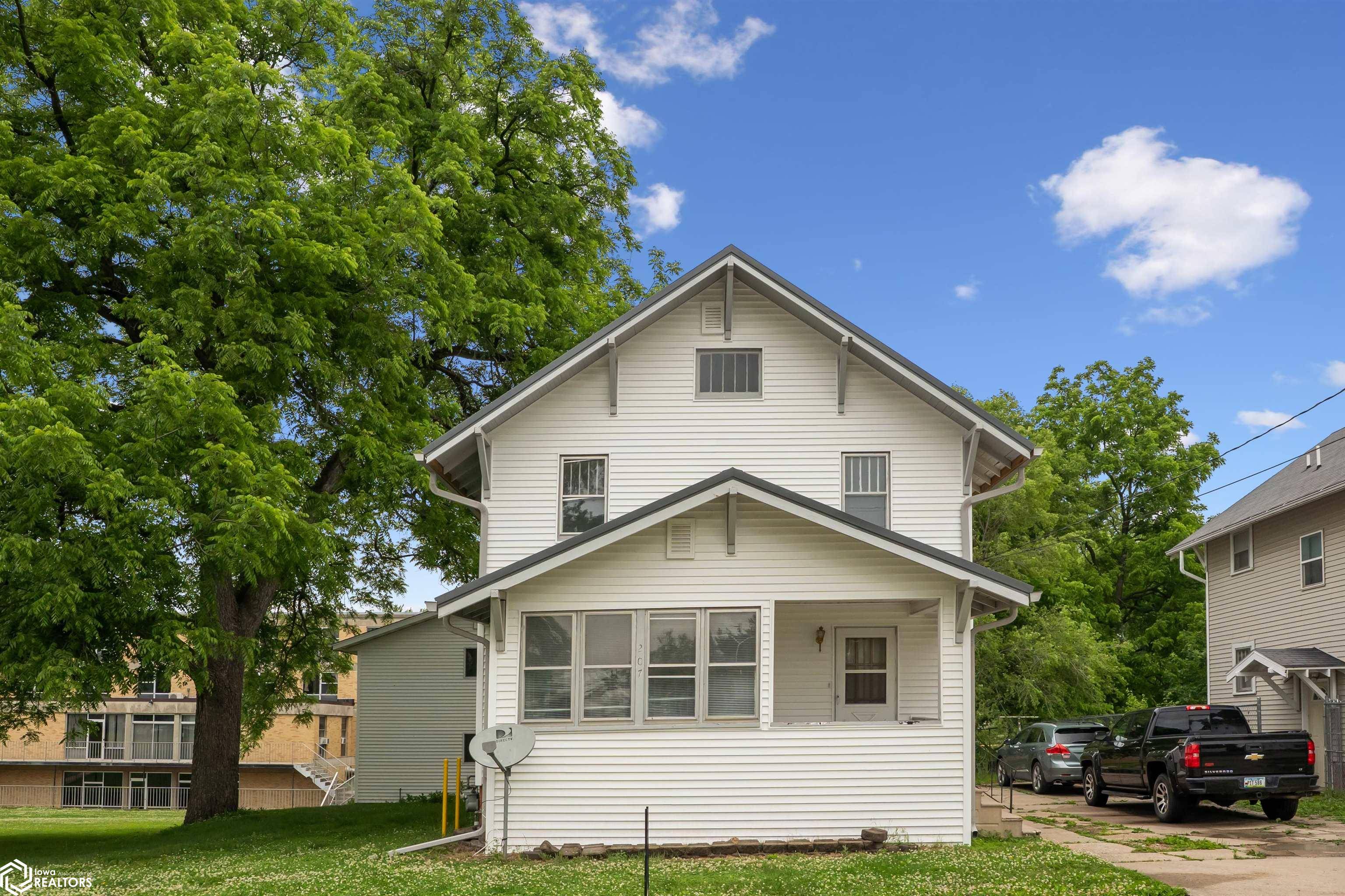 Mount Pleasant, IA 52641,207 W Franklin St