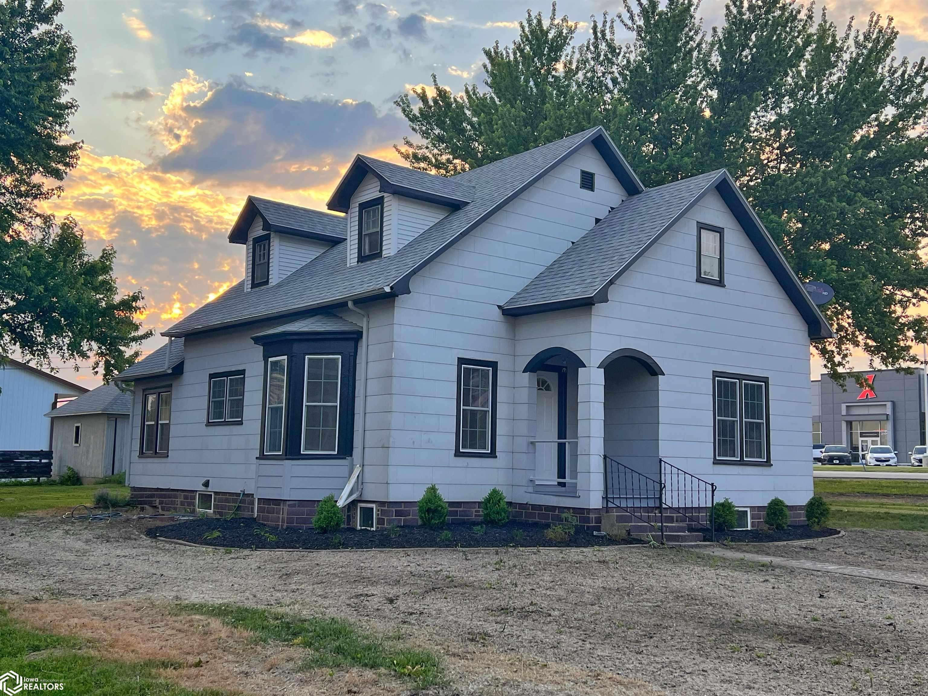 Glidden, IA 51443,807 Colorado St
