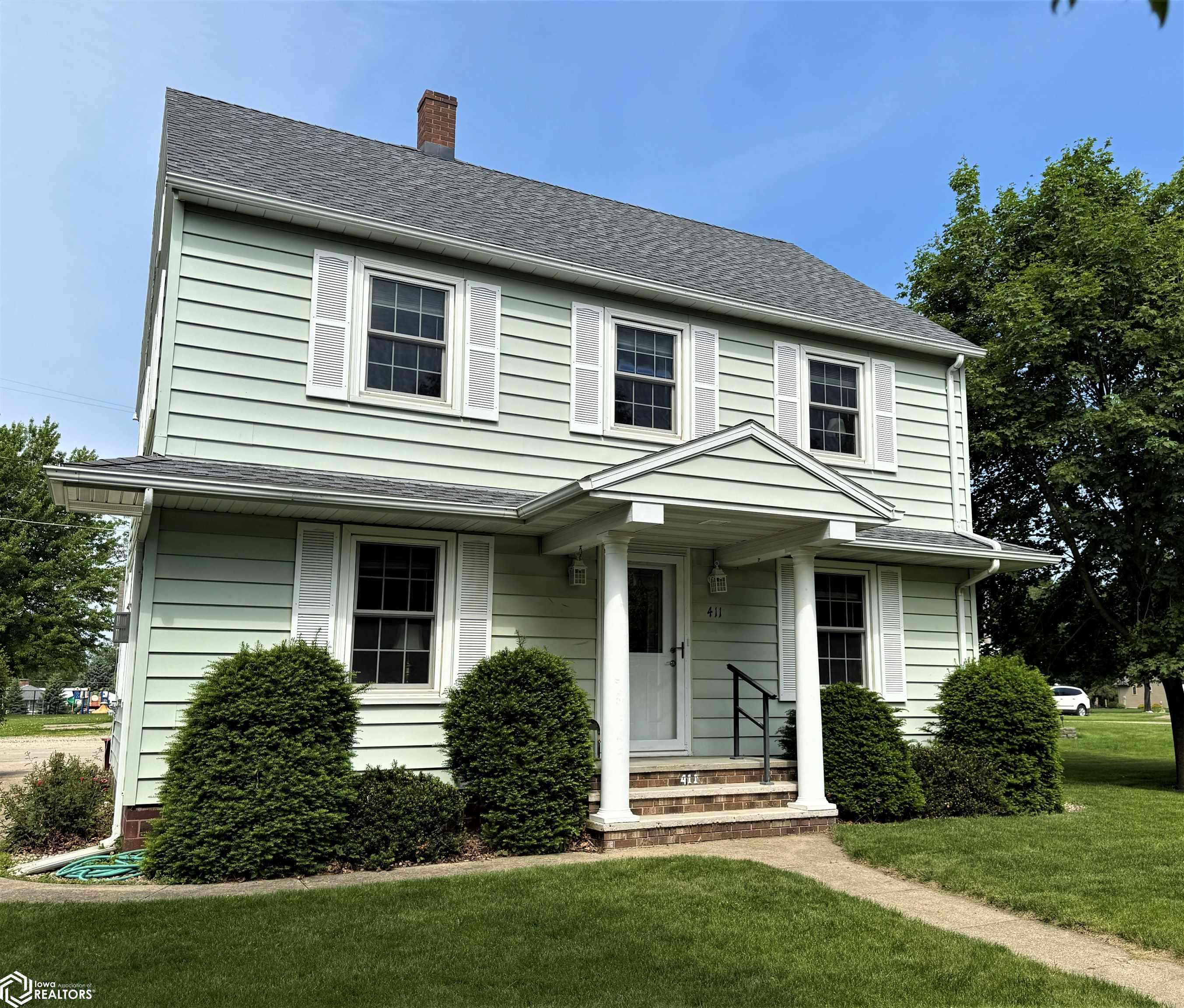 Buffalo Center, IA 50424,411 N Main St