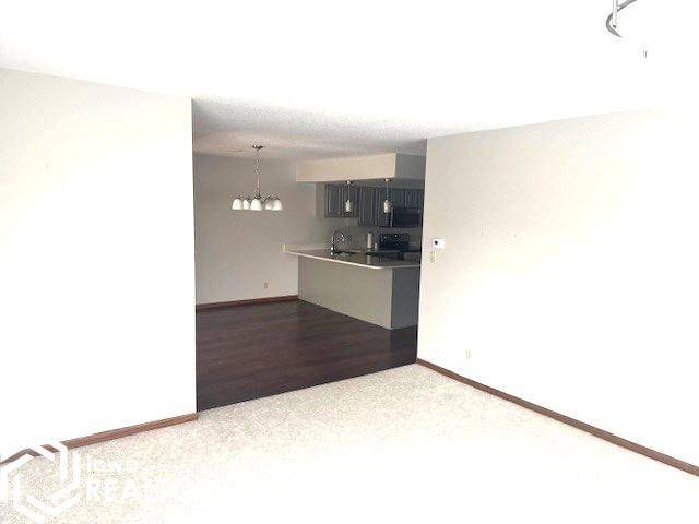 Algona, IA 50511,215 E Mcgregor St