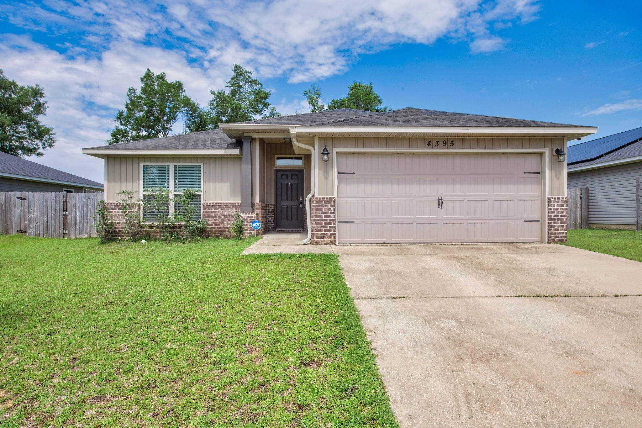Pace, FL 32571,4395 Thistle Pine Court