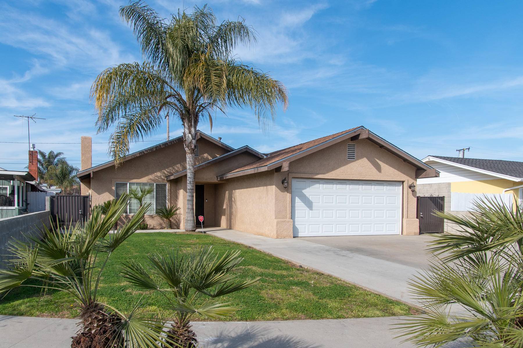 Tulare, CA 93274,961 S Ametjian Street