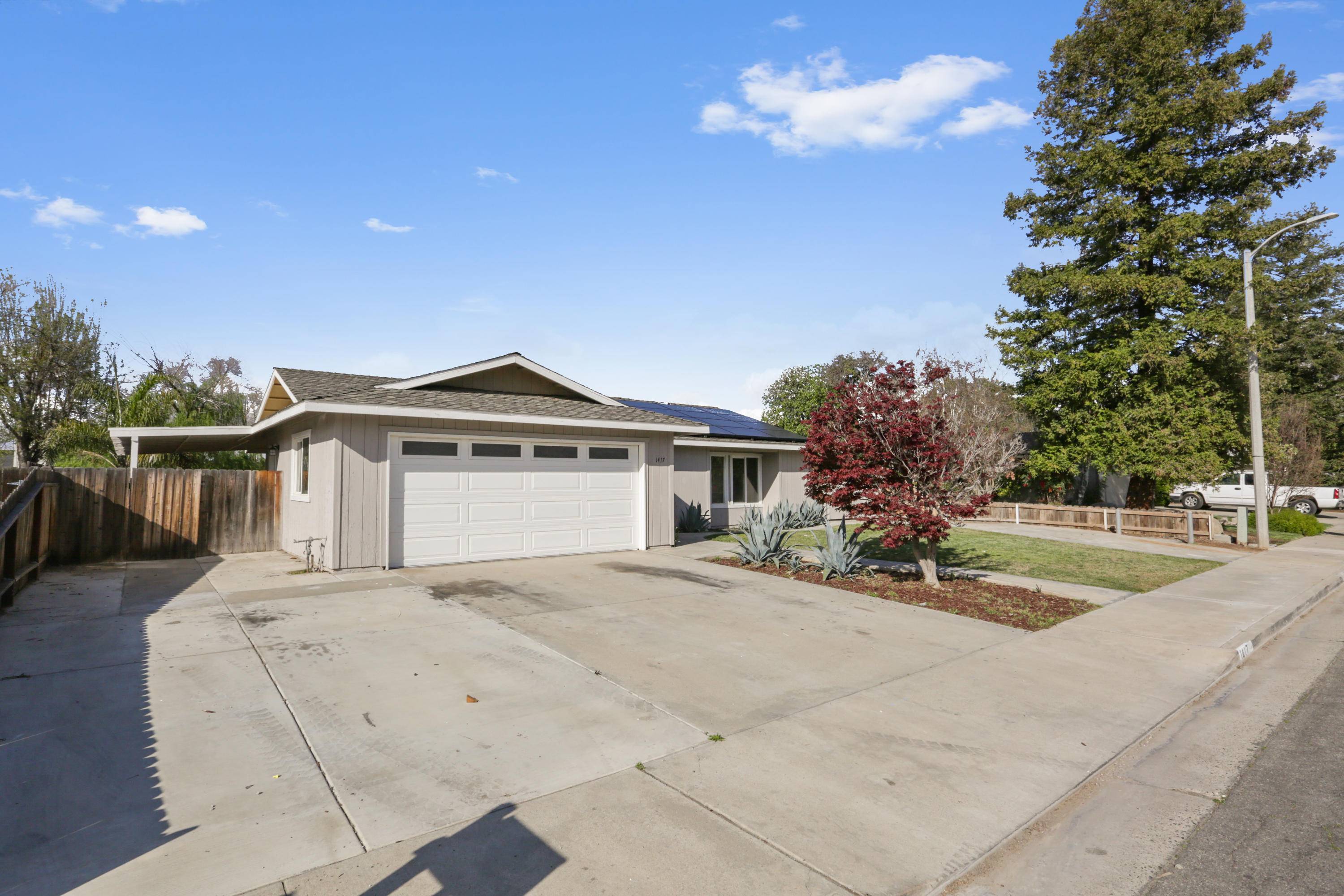 Exeter, CA 93221,1417 Janet Drive