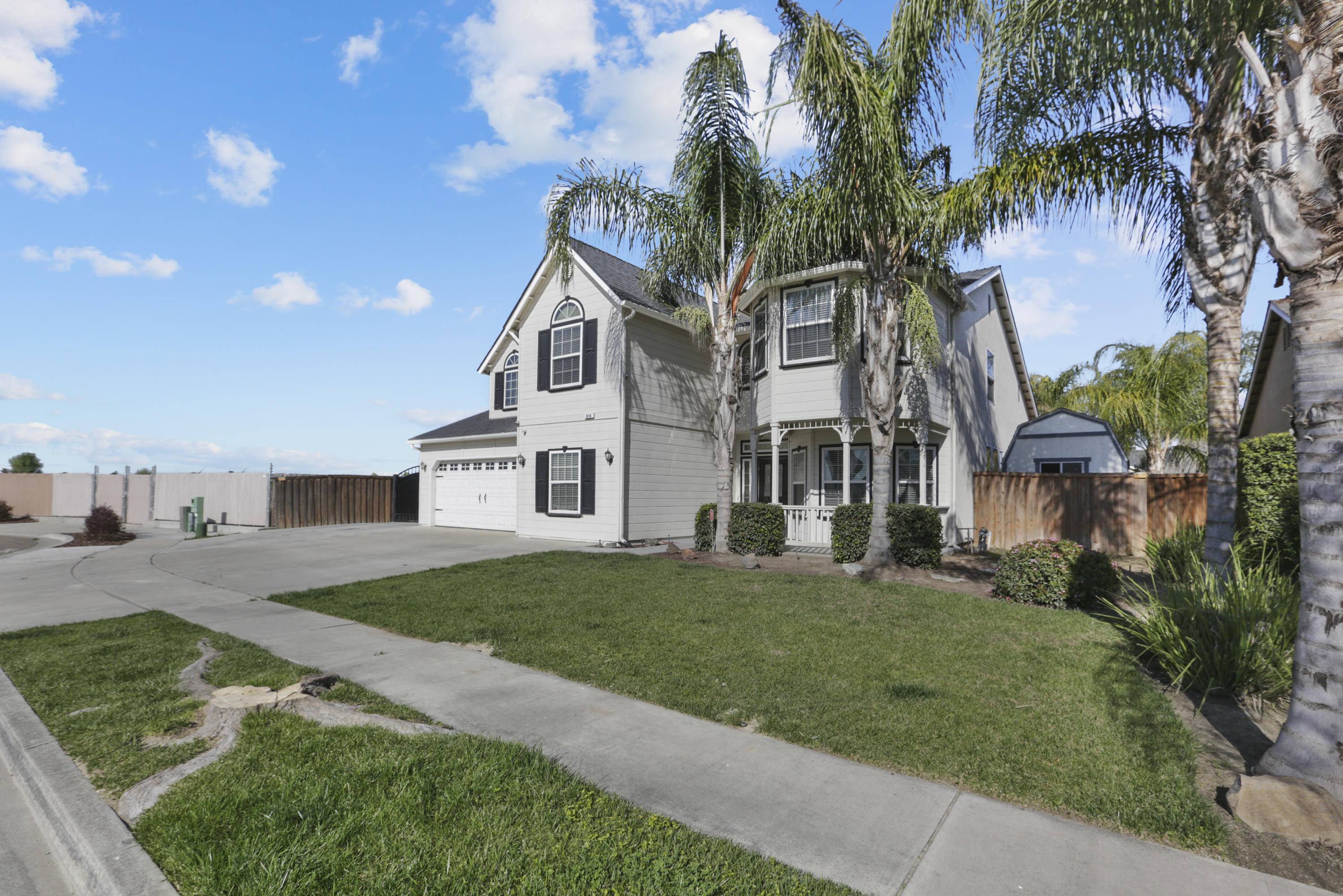 Tulare, CA 93274,818 Black Rock Street