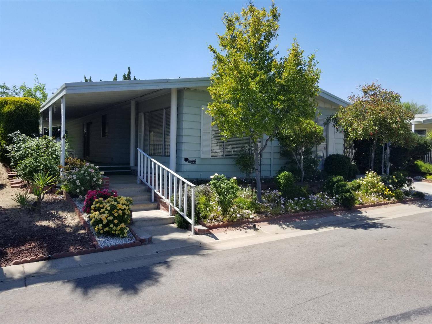 Reedley, CA 93654,1300 W Olson Avenue #120