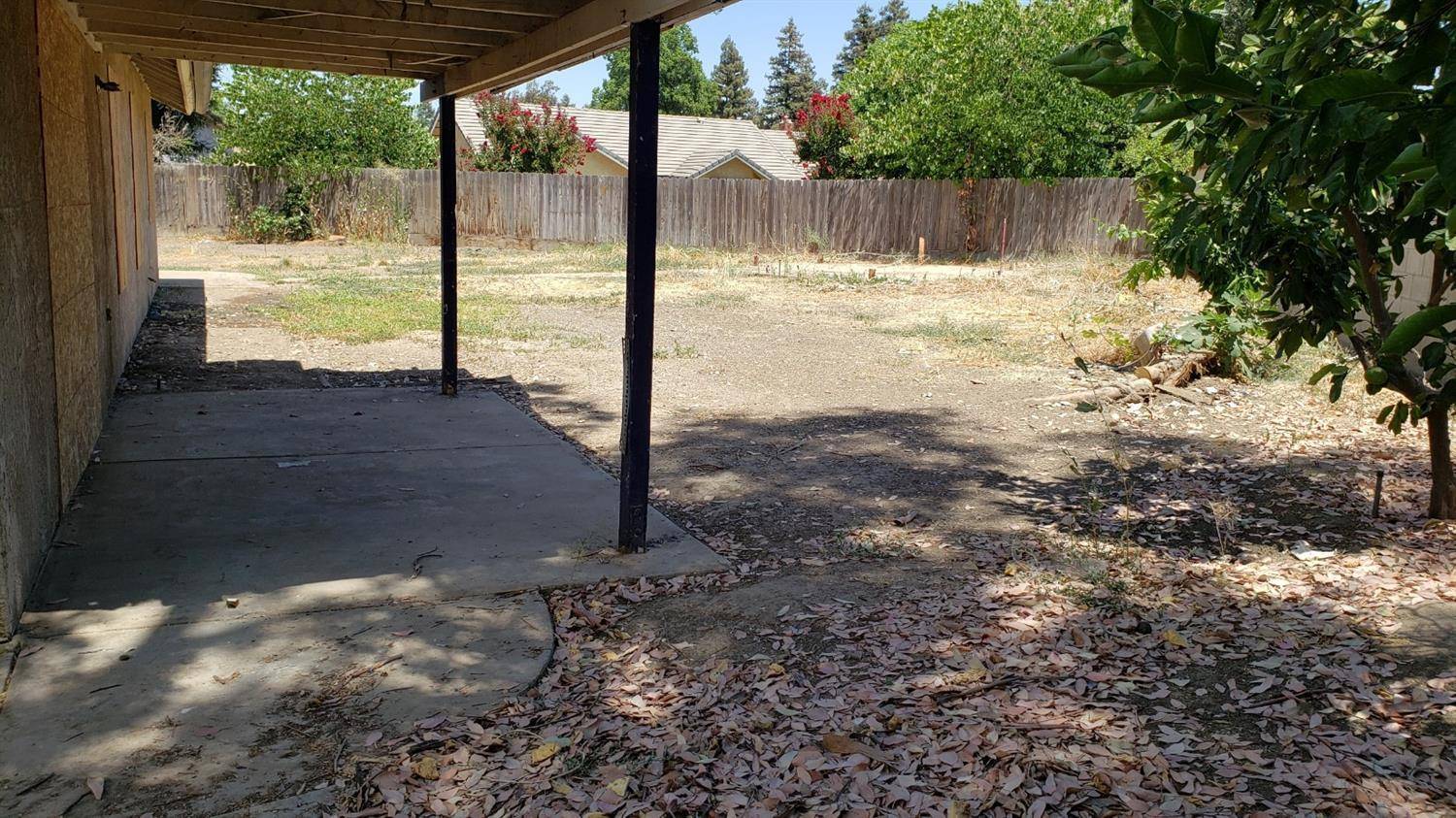 Visalia, CA 93277,1926 S Anthony Court