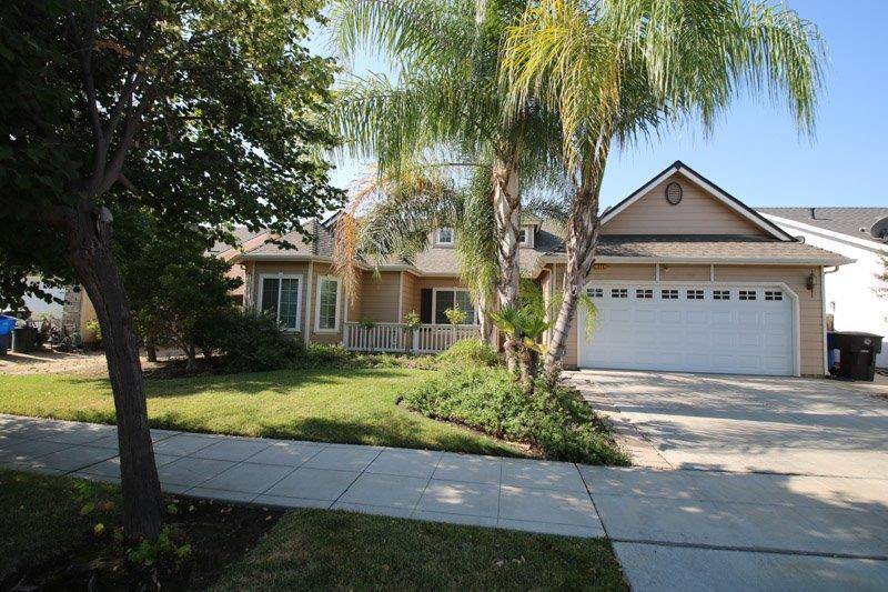 Reedley, CA 93654,275 E Shoemake Avenue