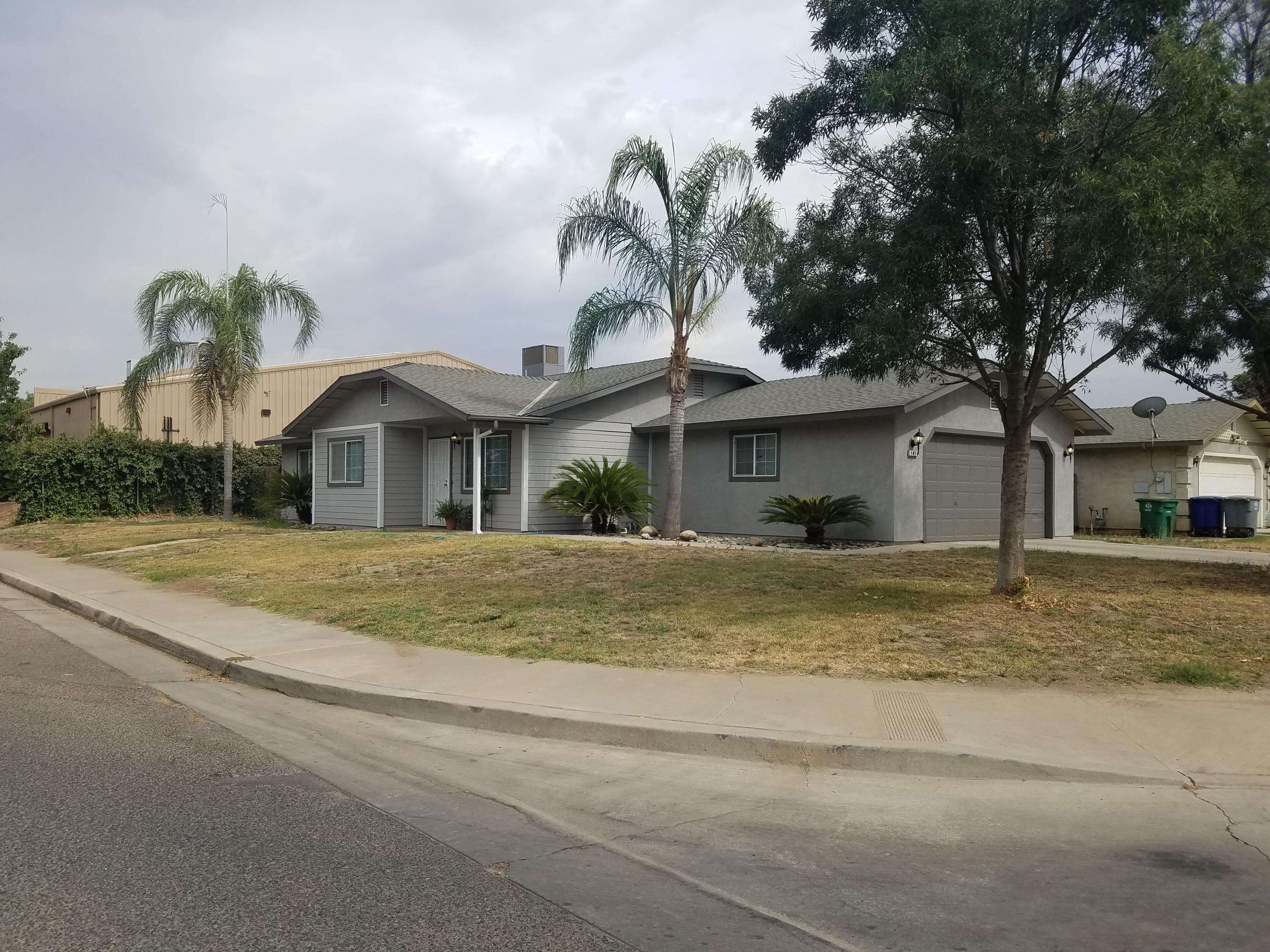 Farmersville, CA 93223,1418 Hartley Avenue