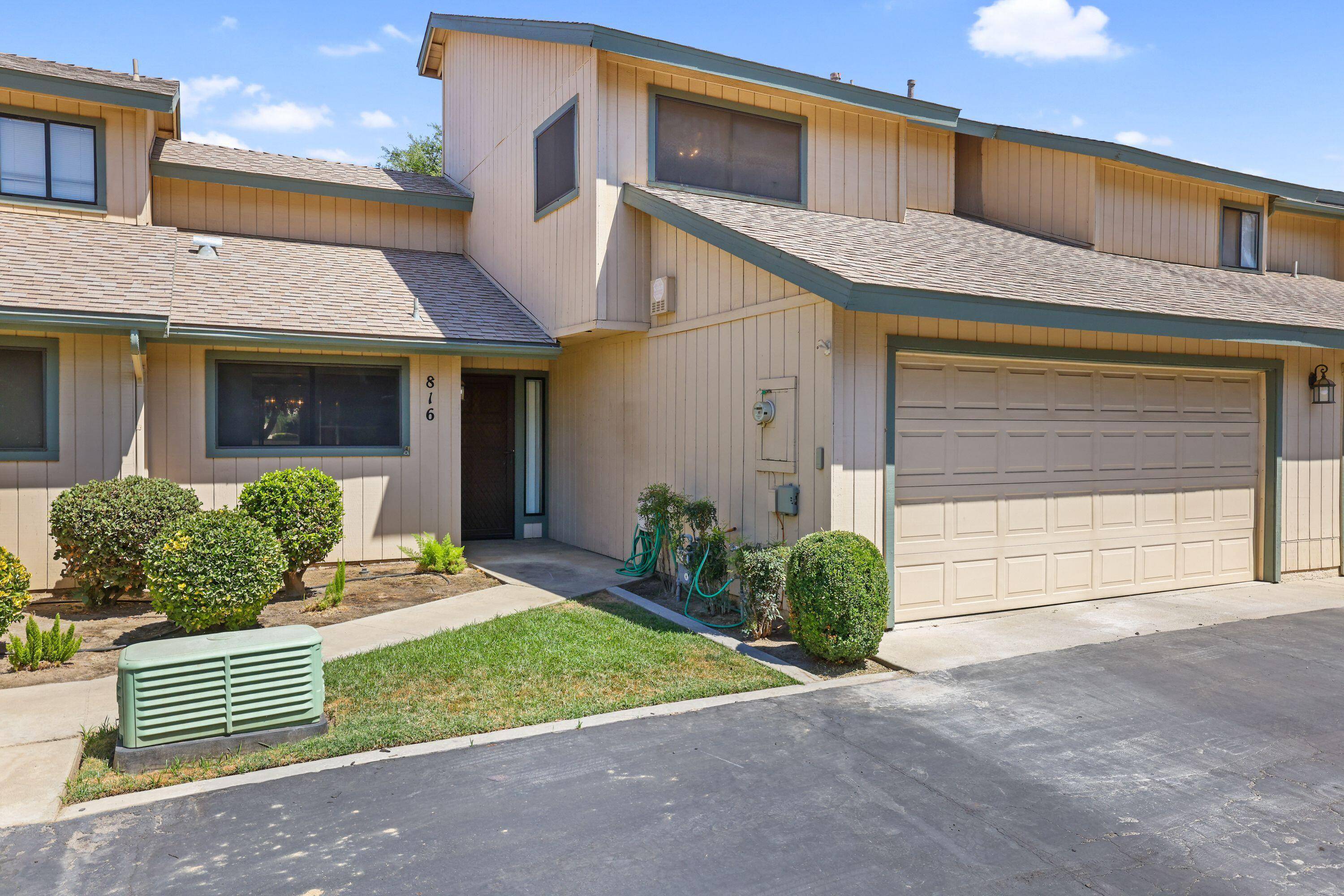 Porterville, CA 93257,816 W Grand Avenue