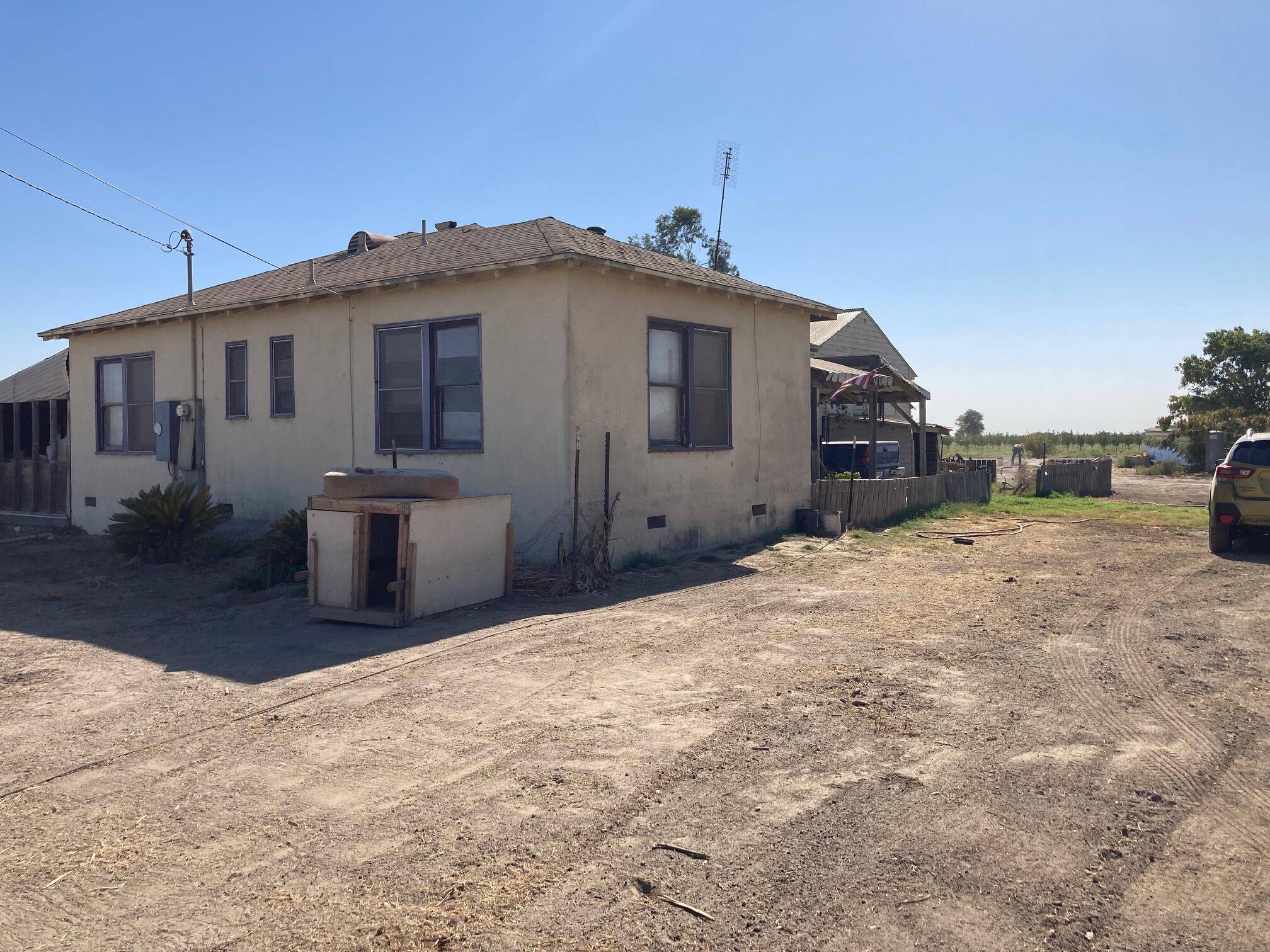 Riverdale, CA 93656,749 W Harlan Avenue