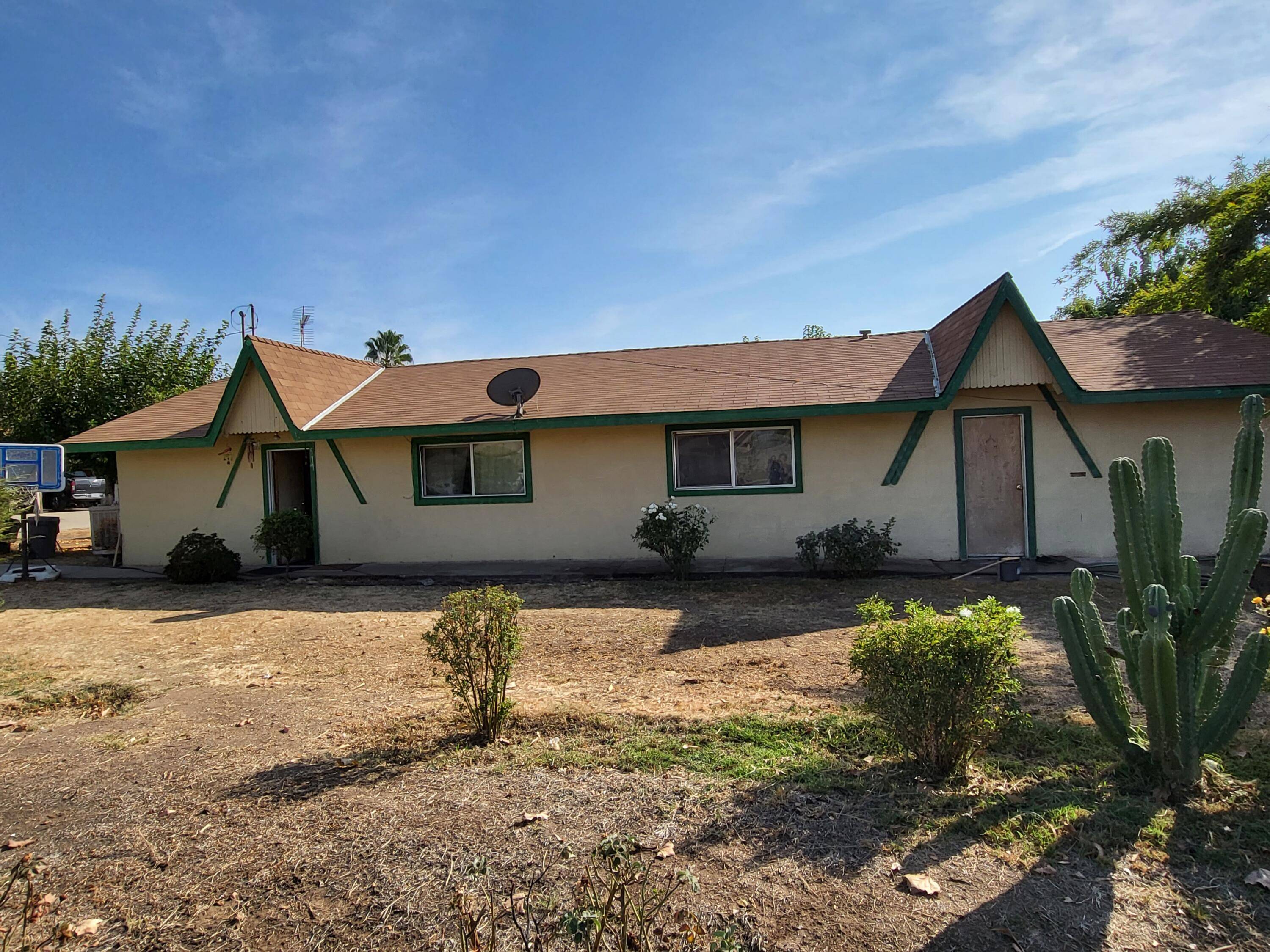 Woodlake, CA 93286,577 E Naranjo Boulevard