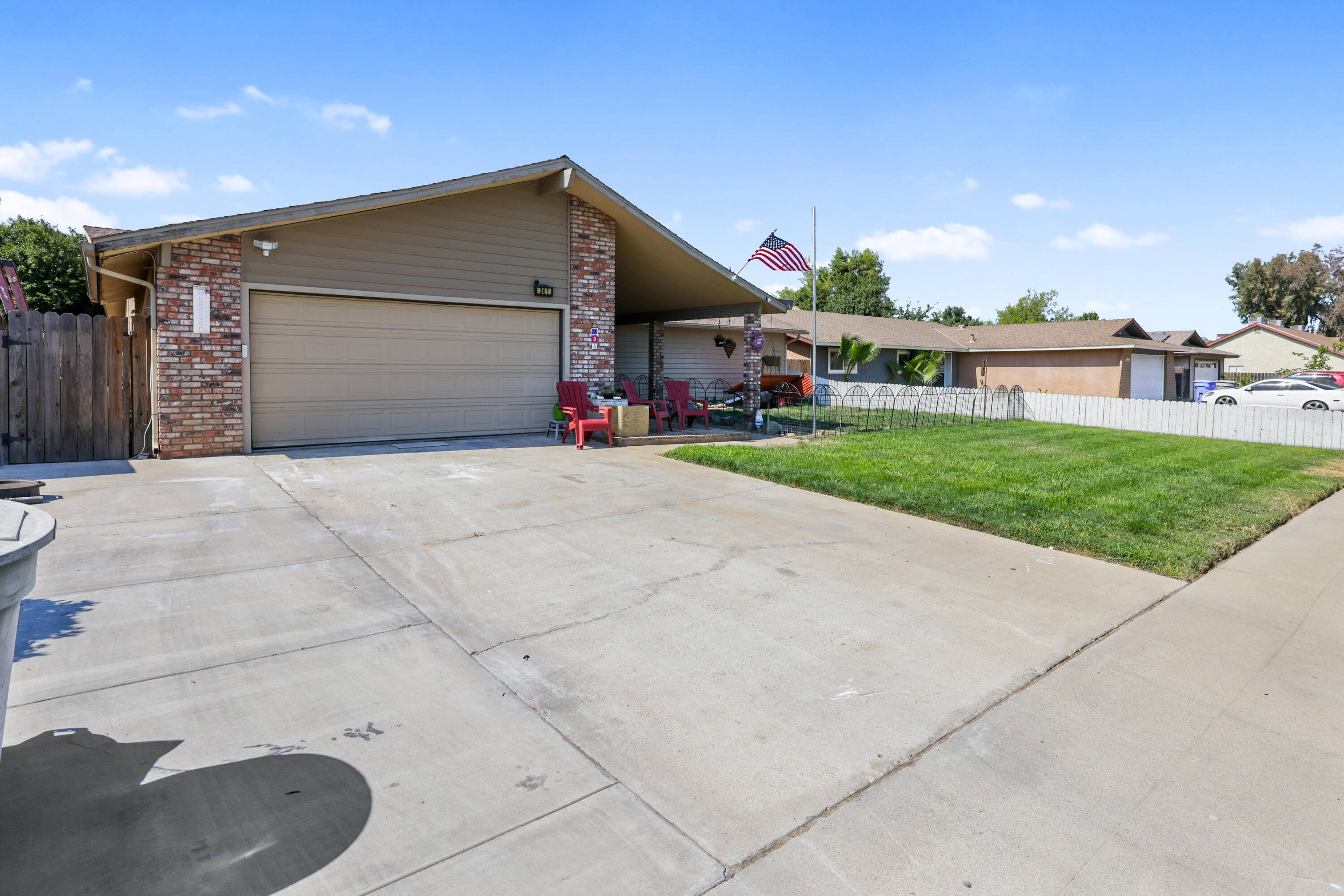 Lemoore, CA 93245,361 E Hazelwood Drive