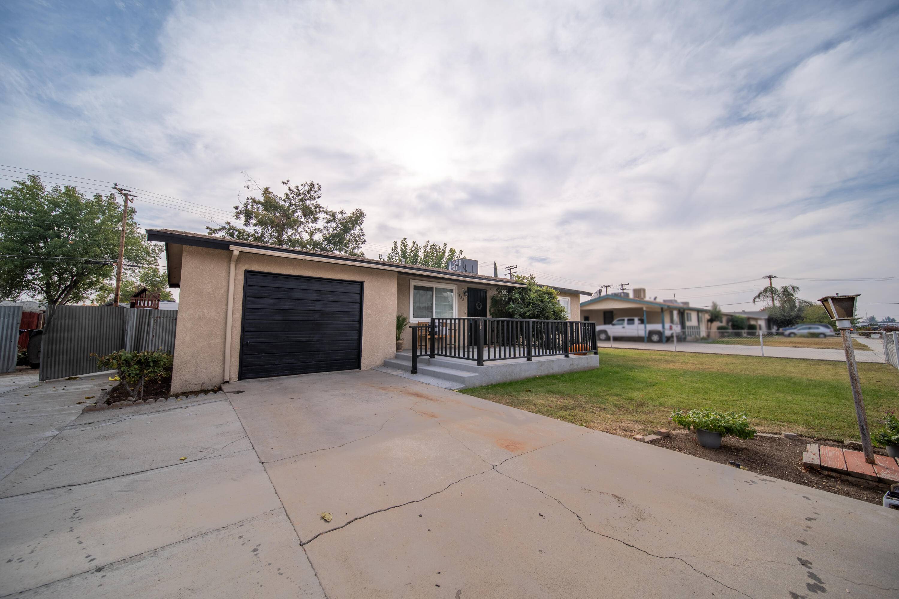 Tulare, CA 93274,1455 E Stockham Avenue