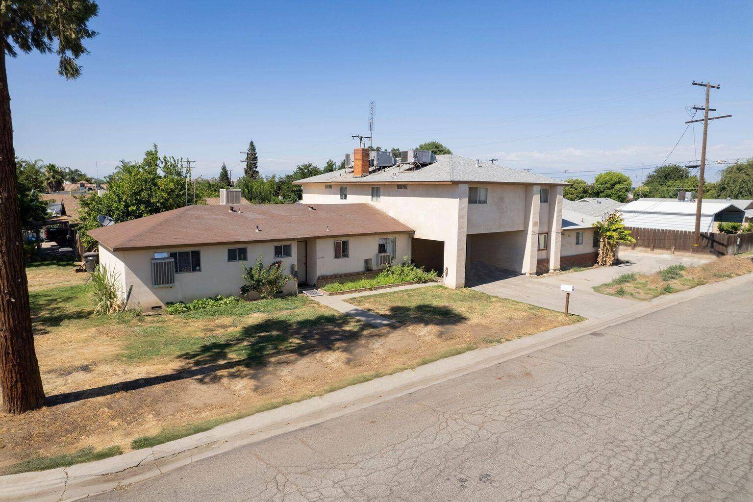 Farmersville, CA 93223,188 W Citrus Drive