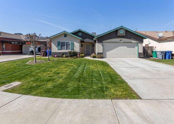 Farmersville, CA 93223,1803 N Virginia Court