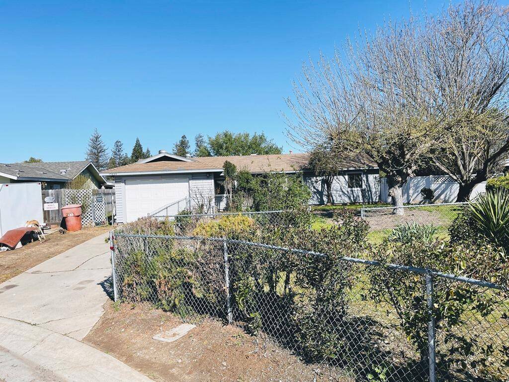 Ivanhoe, CA 93235,15830 Edmiston Avenue