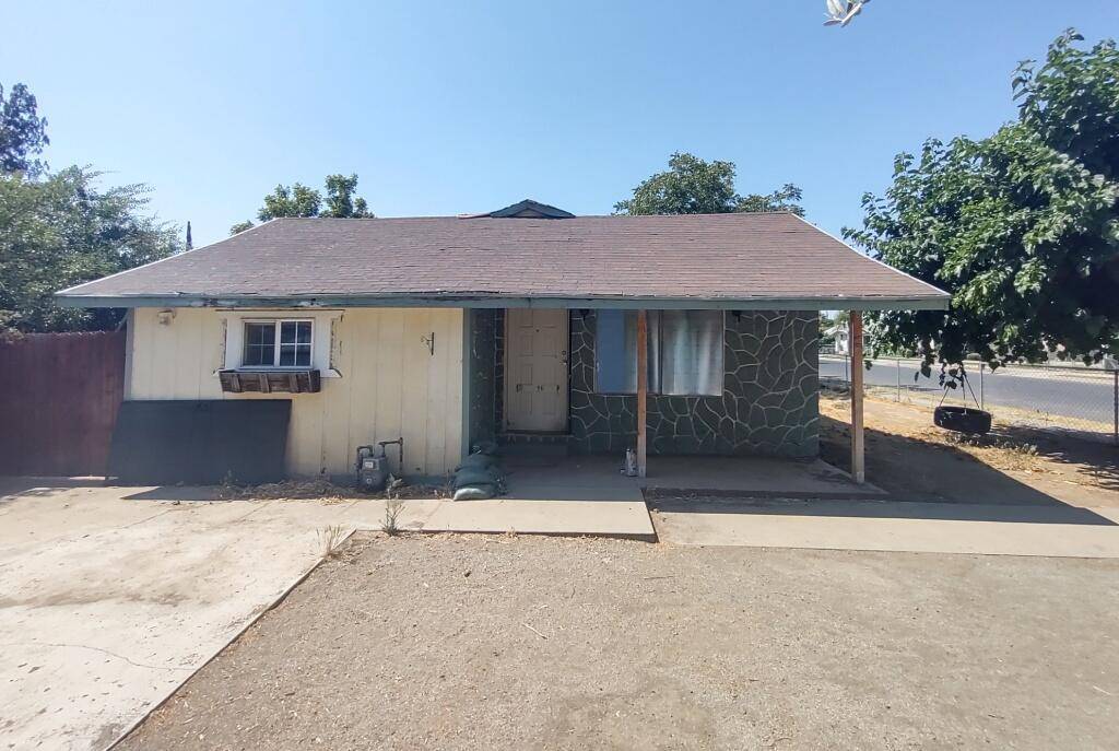 Lindsay, CA 93247,468 Homassel Avenue