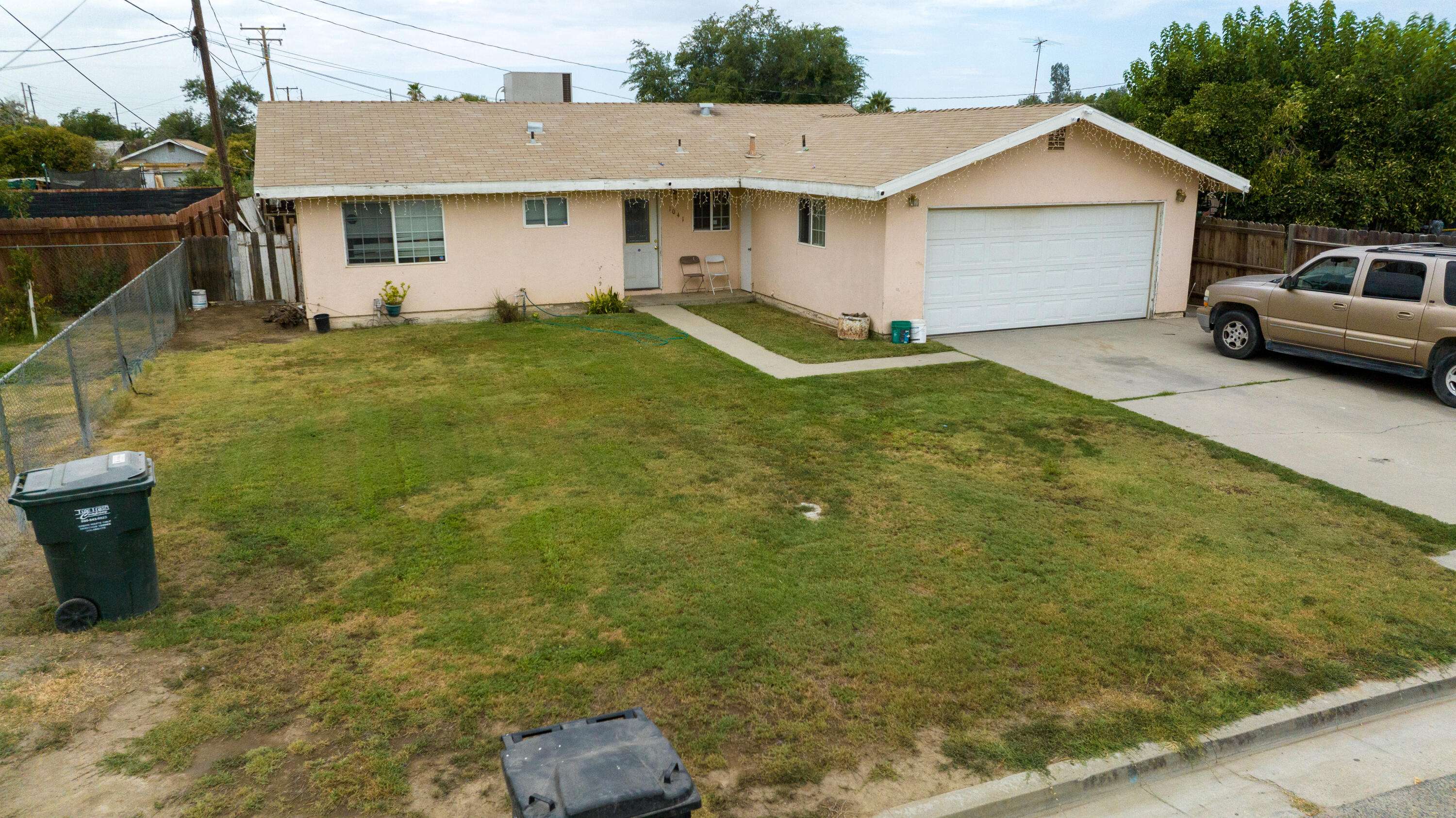 Pixley, CA 93256,1041 S Cedar Street