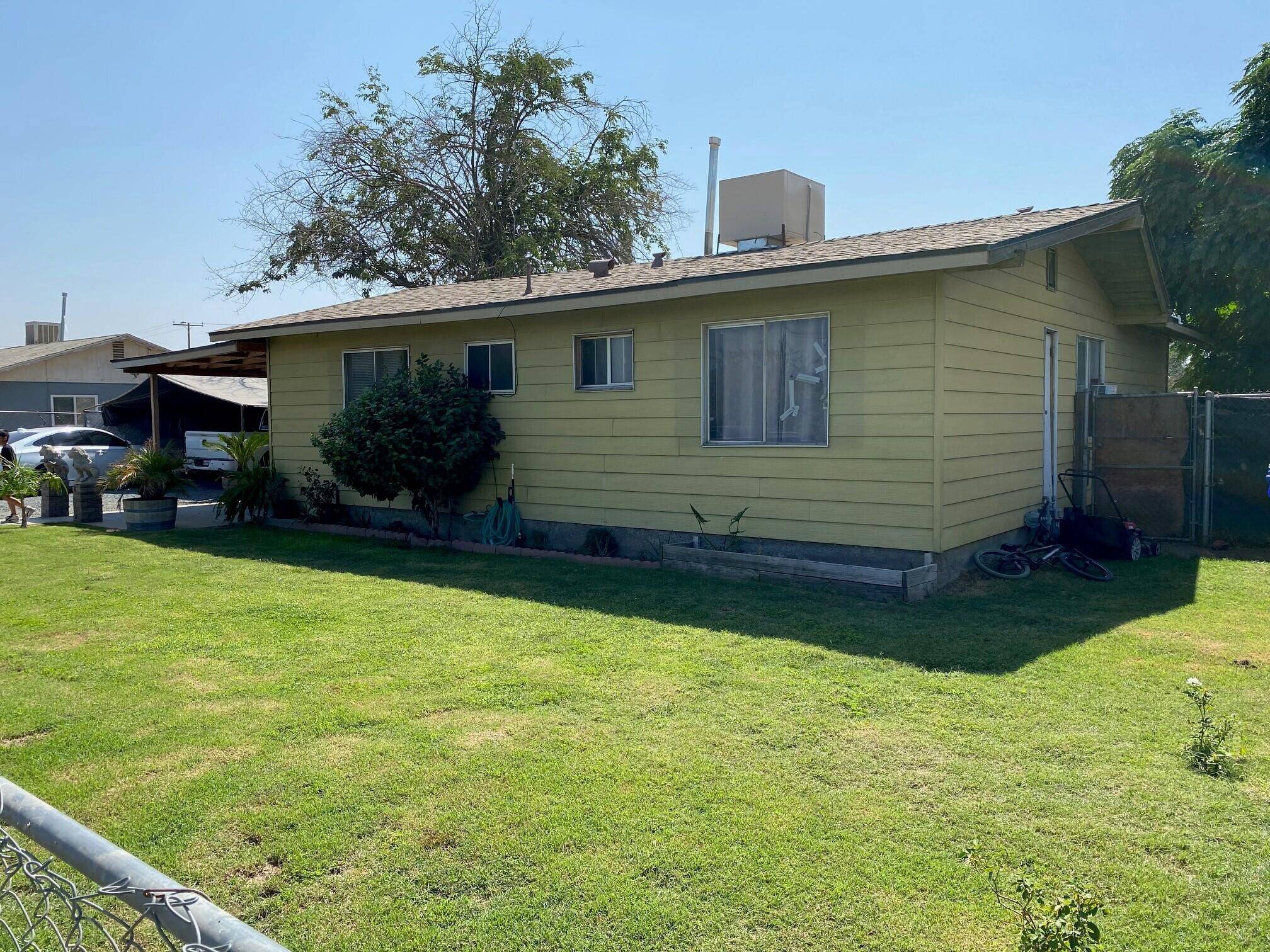 Pixley, CA 93256,563 W Compton Avenue