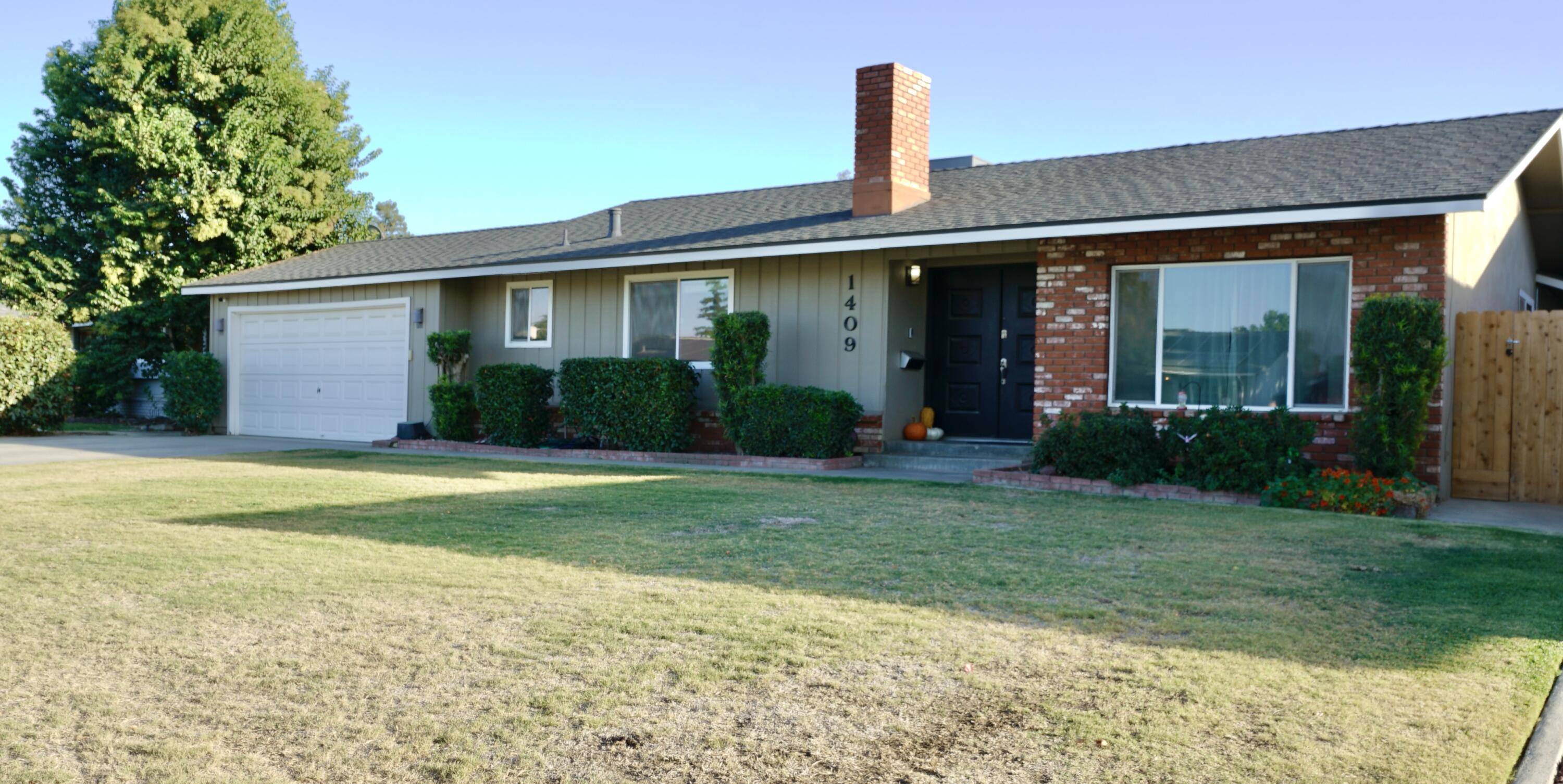 Visalia, CA 93277,1409 W Monte Vista Avenue