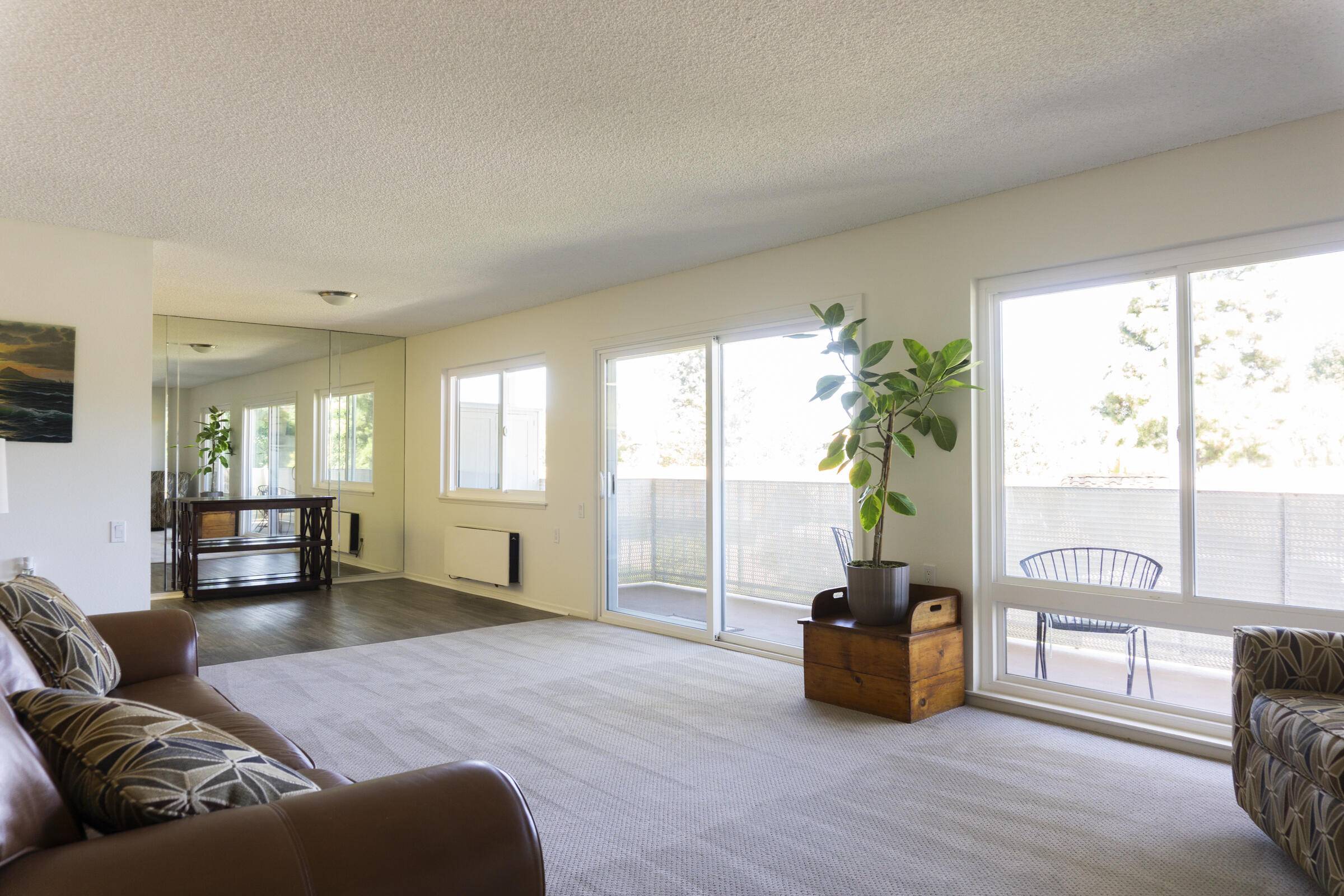 Laguna Woods, CA 92637,2288 Via Puerta #D