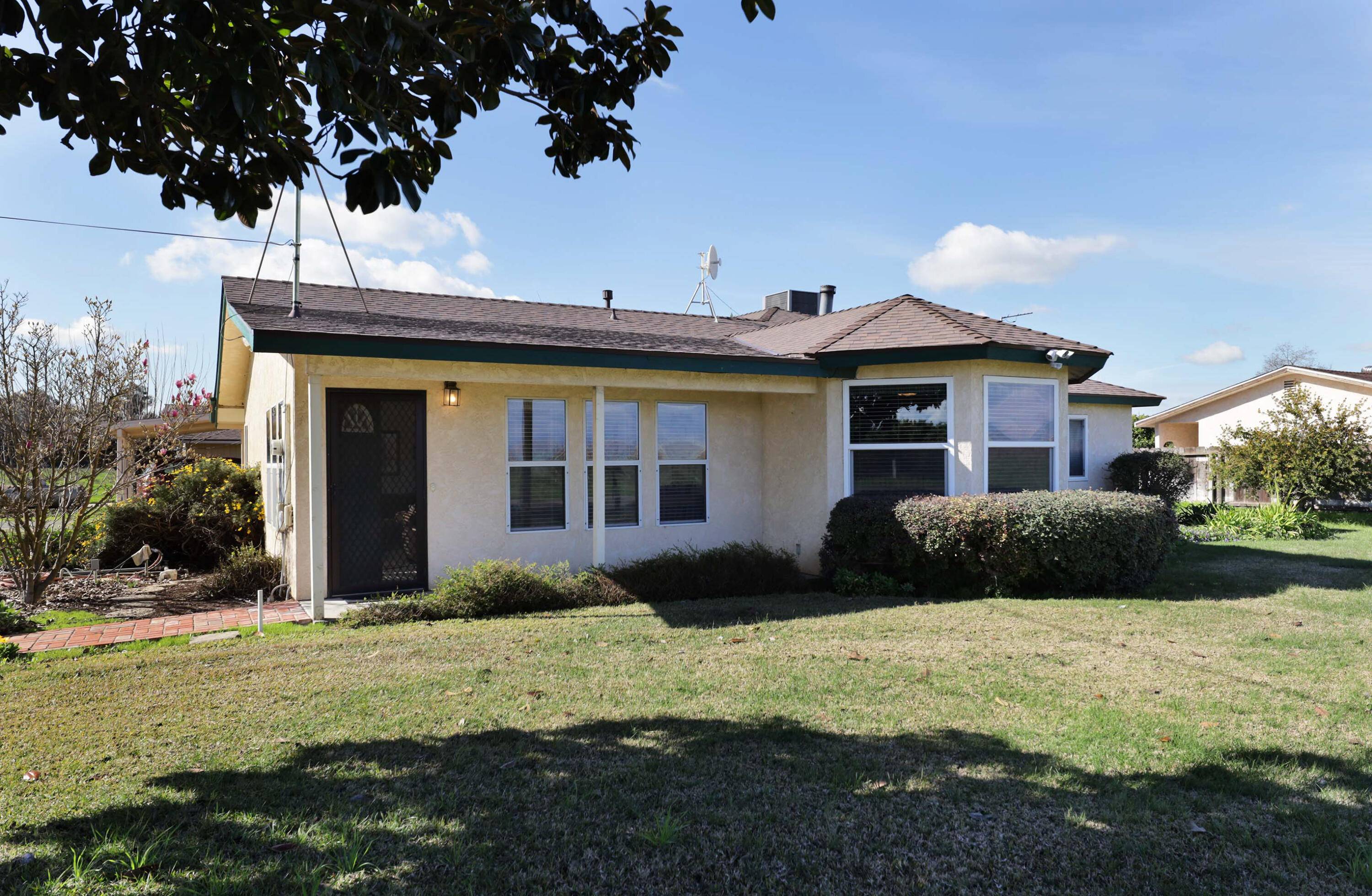 Sanger, CA 93657,2383 N Greenwood Avenue