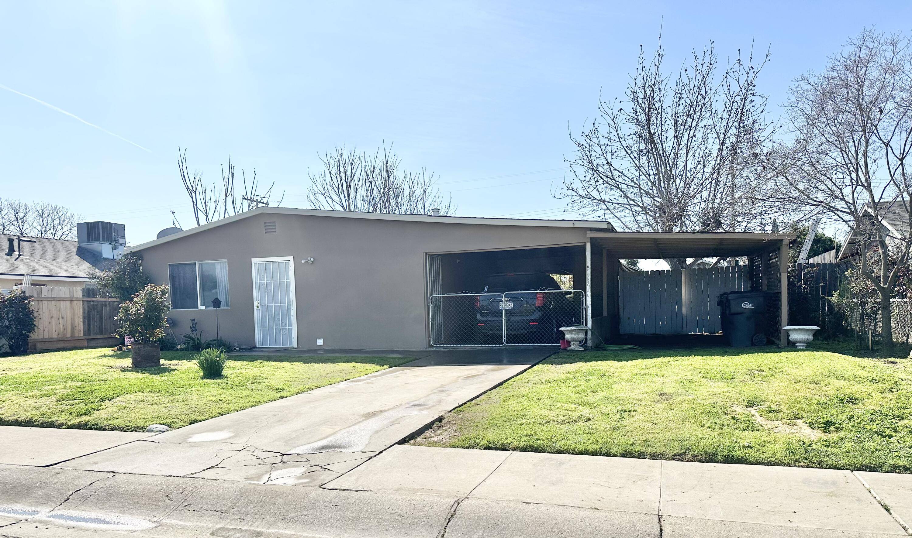 Farmersville, CA 93223,245 W Ponderosa Street