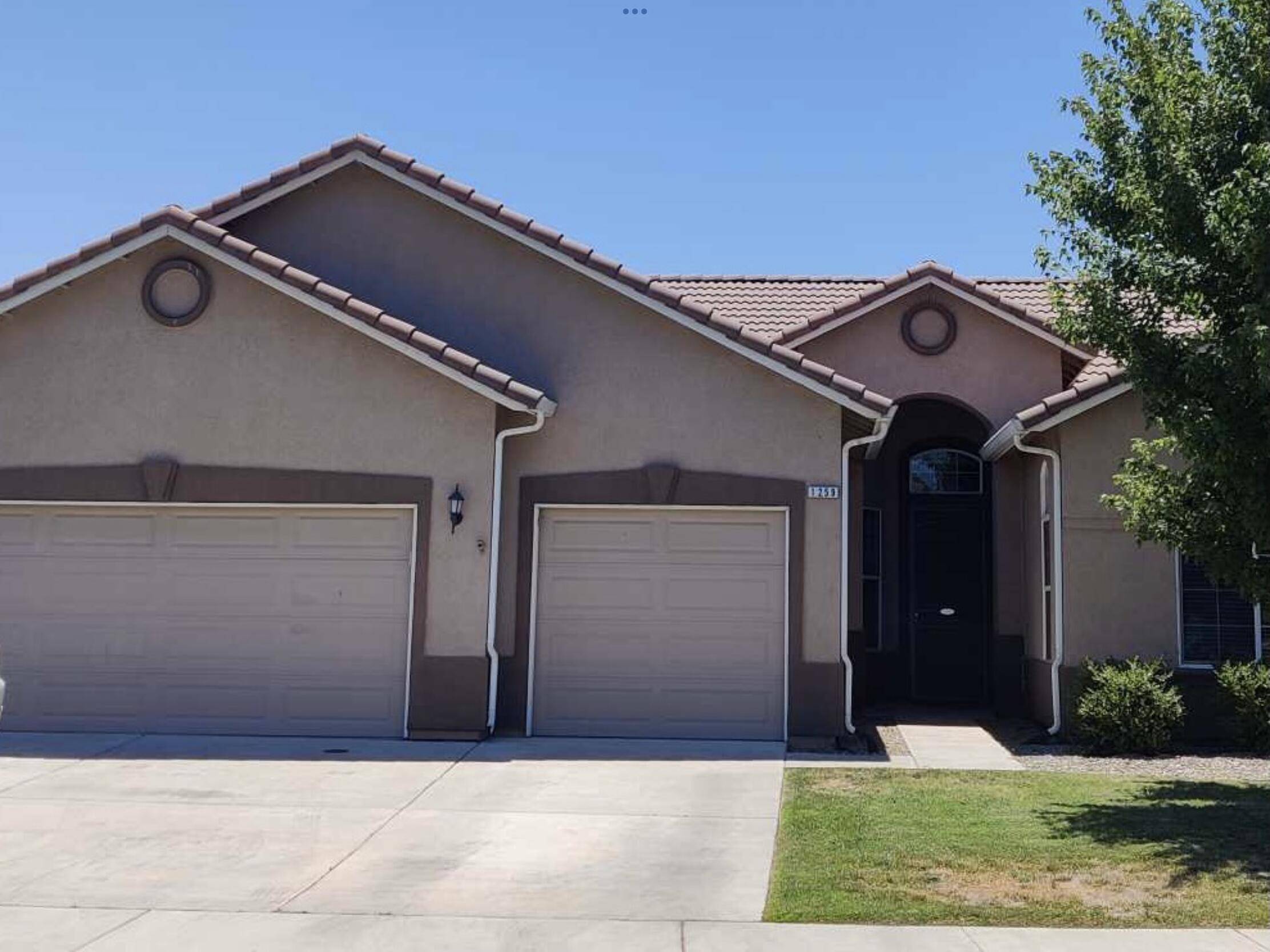 Lemoore, CA 93245,1259 Paradise Loop