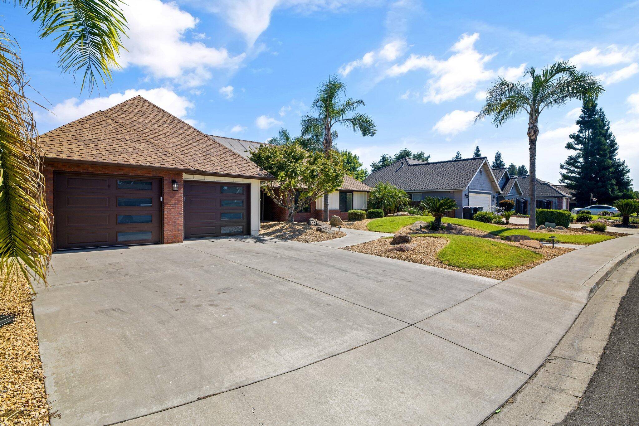 Visalia, CA 93277,138 E Chestnut Court